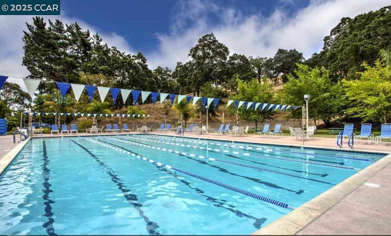 Walnut Creek, California, 94595, United States, 3 Bedrooms Bedrooms, ,3 BathroomsBathrooms,Residential,Active,1946437