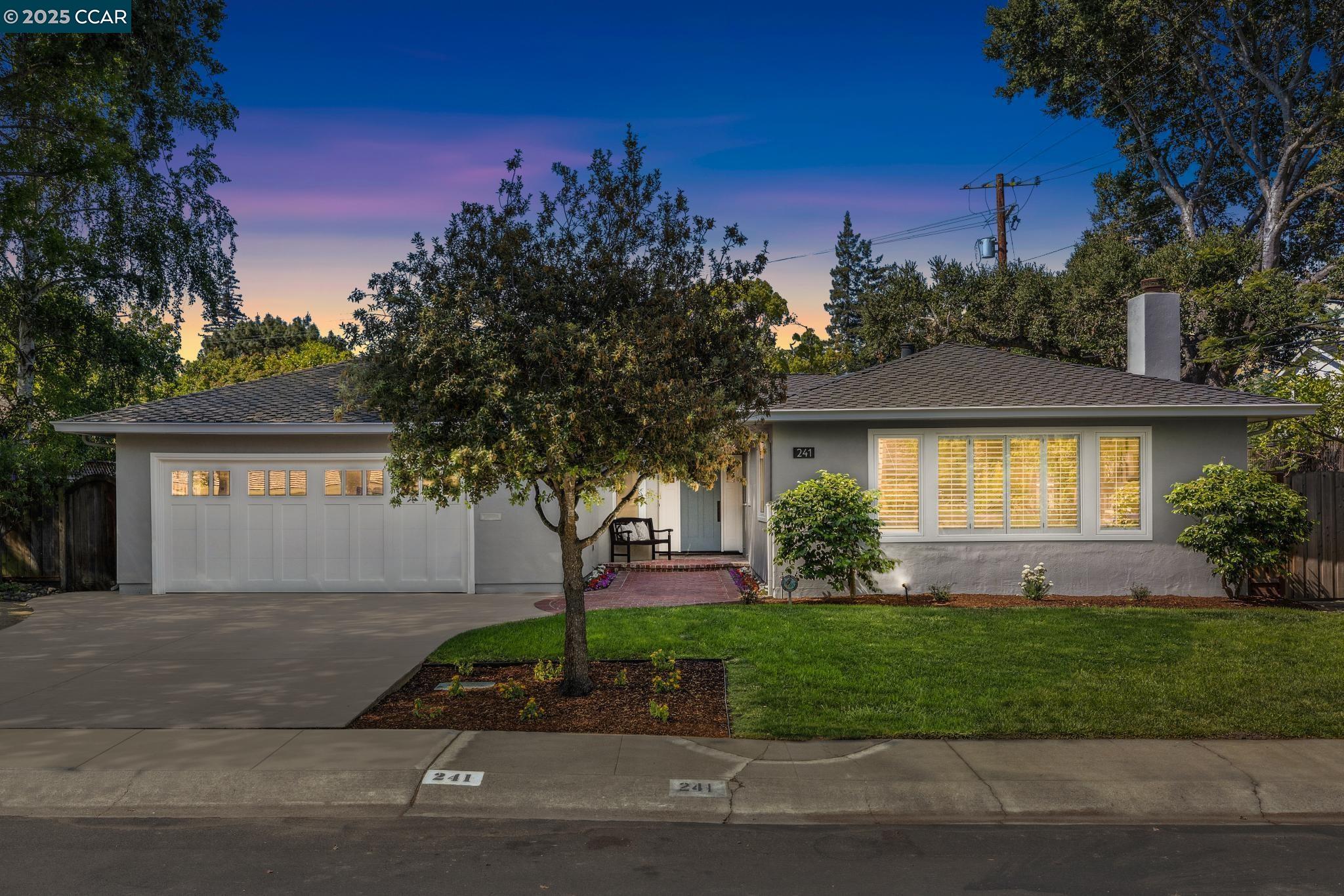Menlo Park, California, 94025, United States, ,3 BathroomsBathrooms,Residential,Active,1843840