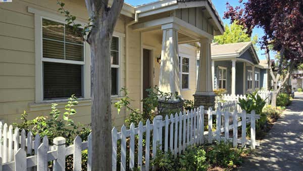 303 HAMLIN LOOP, WALNUT CREEK, CA 94598 - Image 1