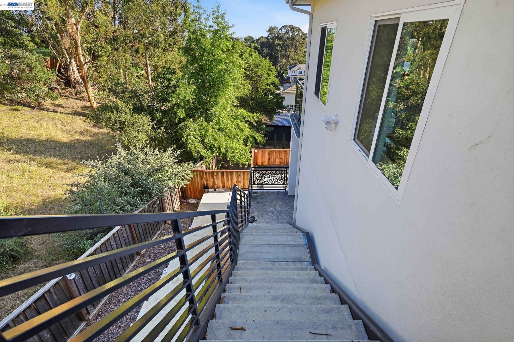 Castro Valley, California, 94546, United States, 5 Bedrooms Bedrooms, ,7 BathroomsBathrooms,Residential,Active,2044535