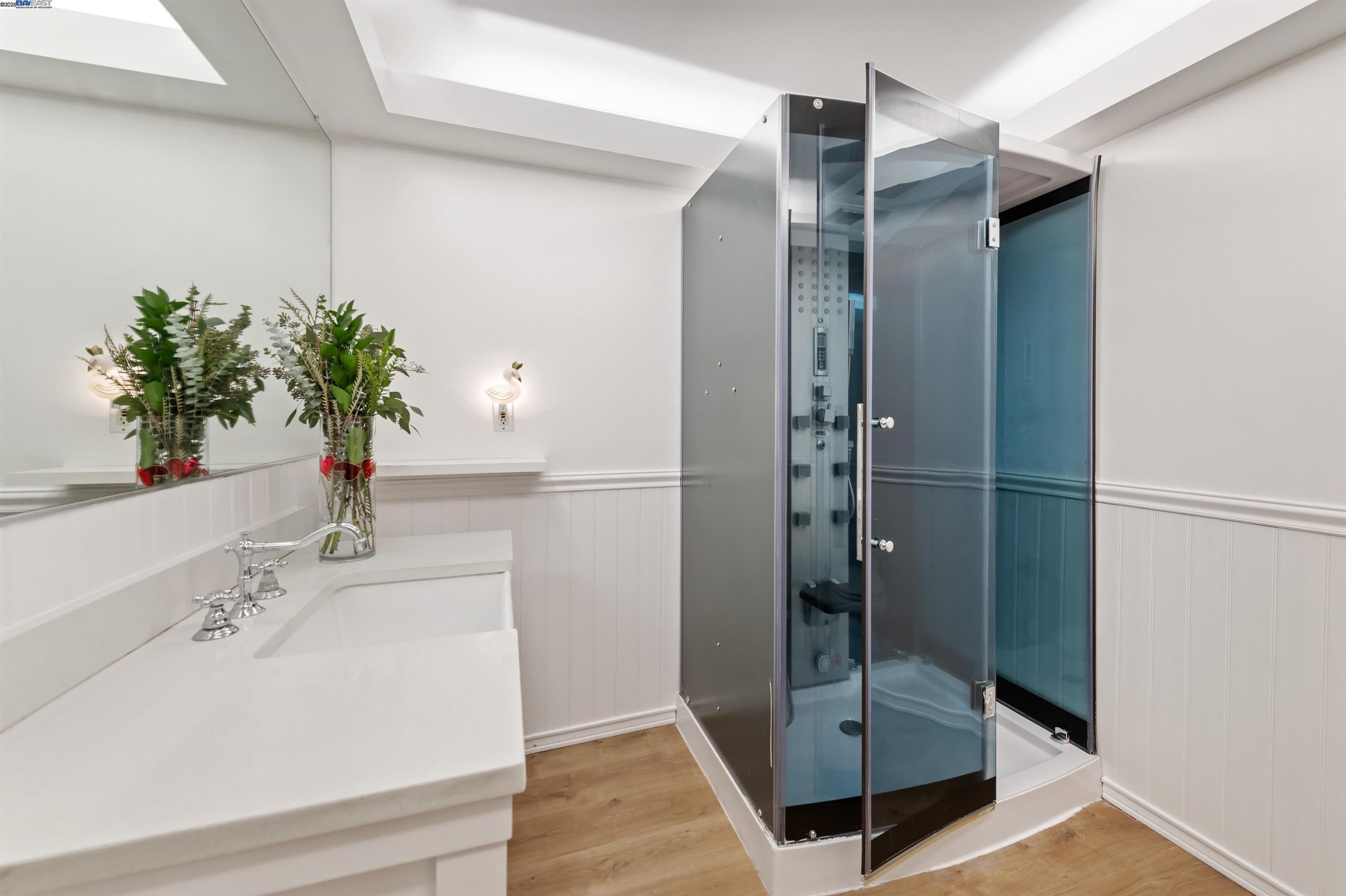 Tracy, California, 95304, United States, 6 Bedrooms Bedrooms, ,3 BathroomsBathrooms,Residential,Active,1909852