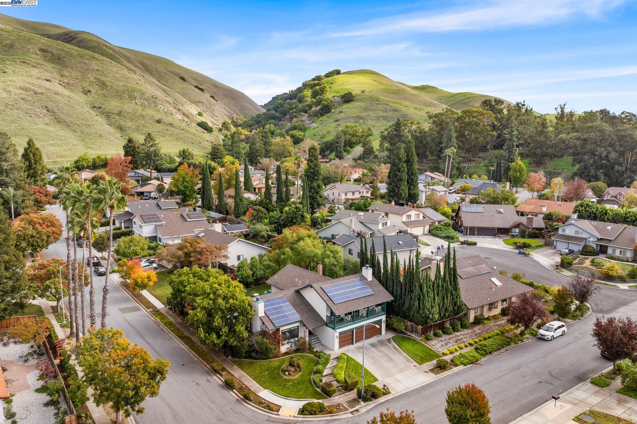 Fremont, California, 94536, United States, 4 Bedrooms Bedrooms, ,3 BathroomsBathrooms,Residential,Active,1997877