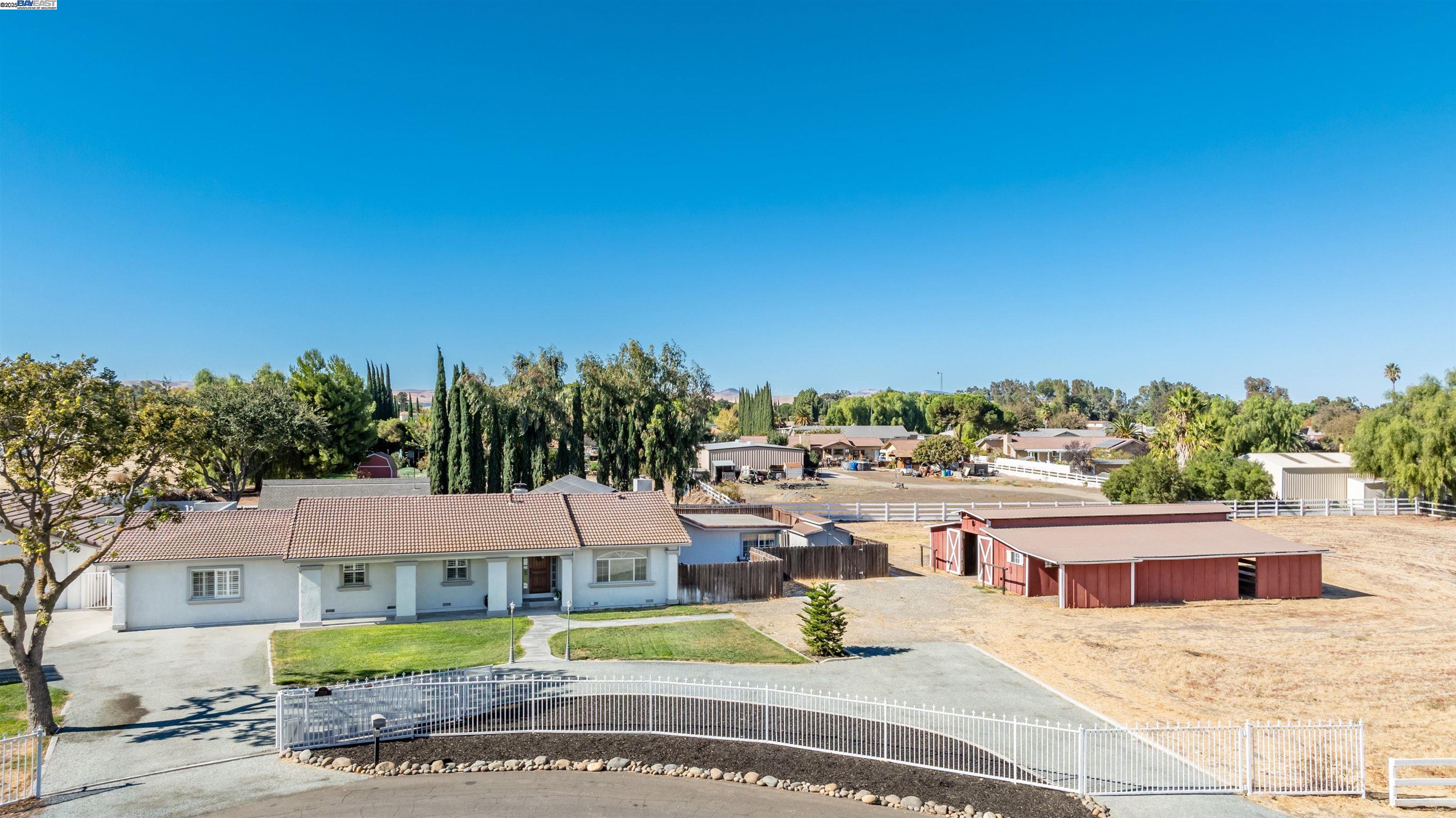 Tracy, California, 95304, United States, 6 Bedrooms Bedrooms, ,3 BathroomsBathrooms,Residential,Active,1909852