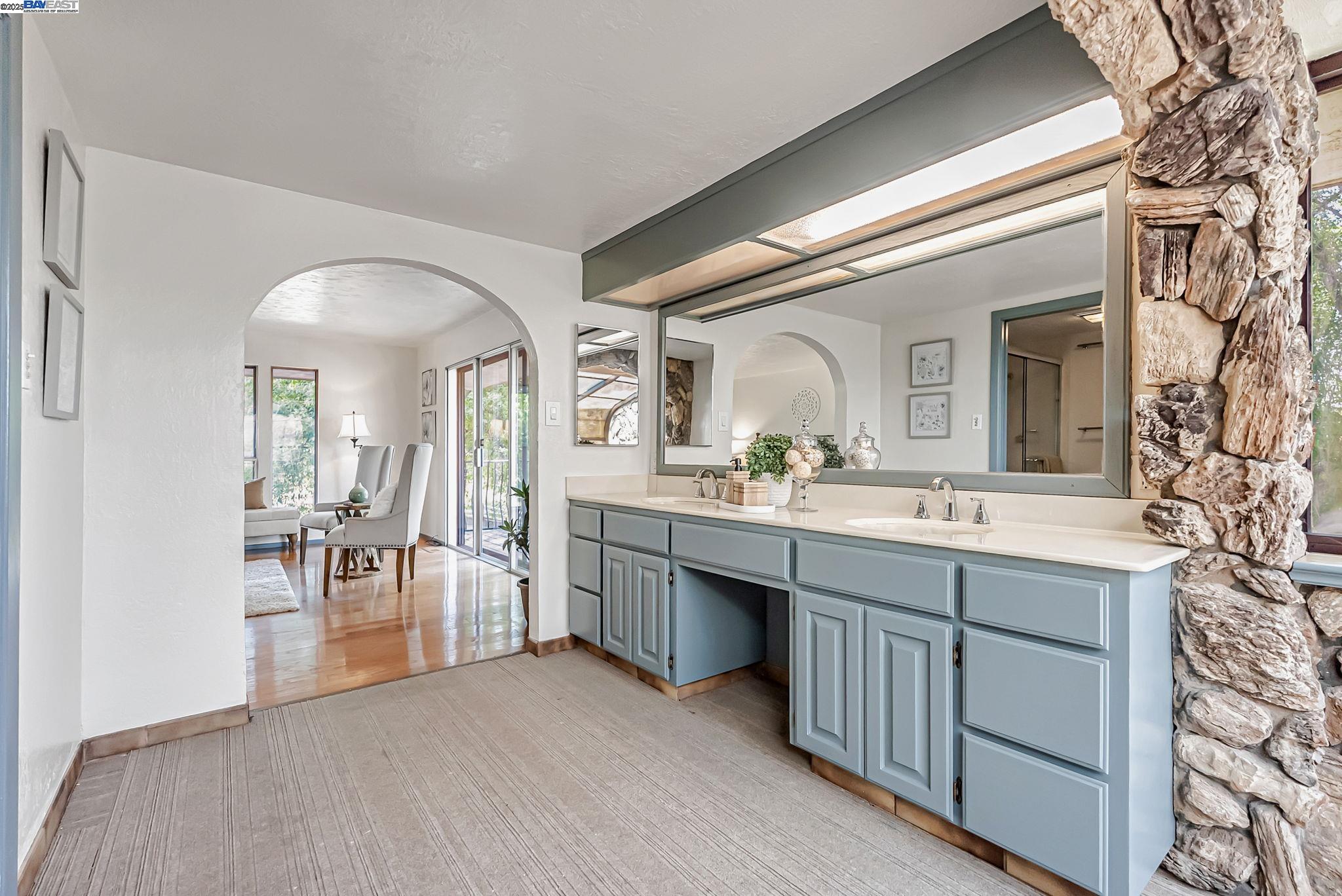 Fremont, California, 94539, United States, 4 Bedrooms Bedrooms, ,3 BathroomsBathrooms,Residential,Active,1820313