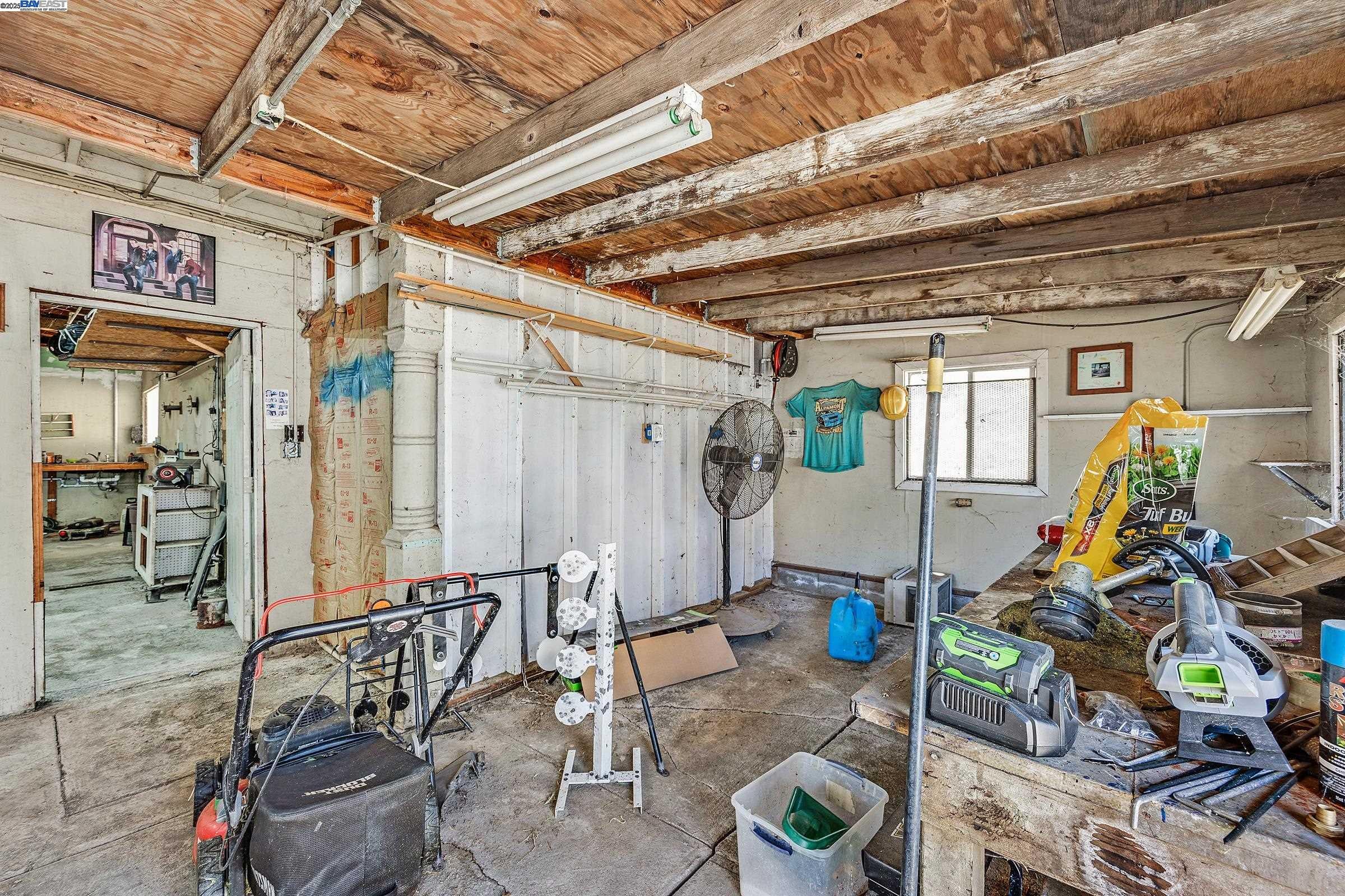 Tracy, California, 95377, United States, 4 Bedrooms Bedrooms, ,2 BathroomsBathrooms,Residential,Active,1971012