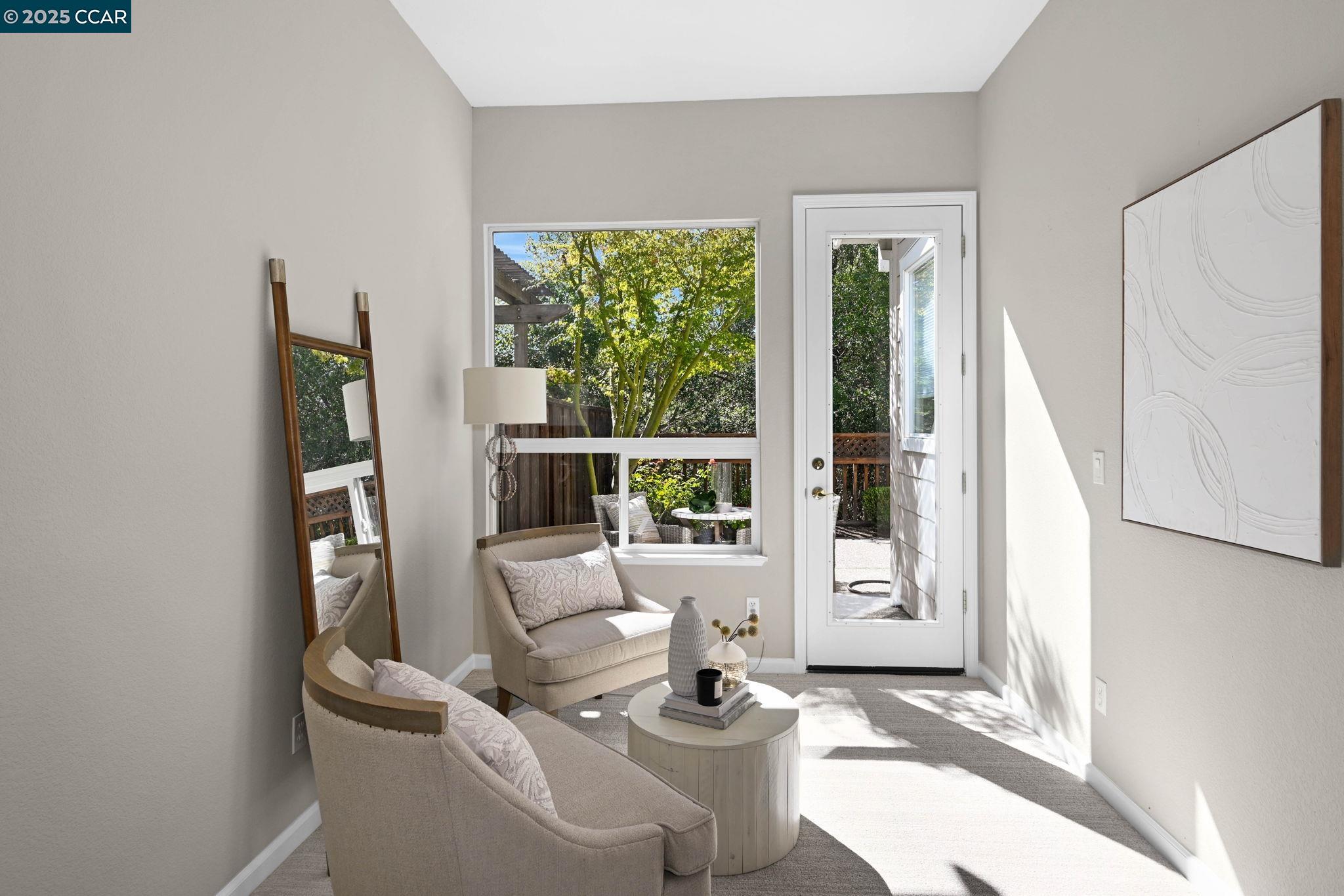 Walnut Creek, California, 94595, United States, 3 Bedrooms Bedrooms, ,3 BathroomsBathrooms,Residential,Active,1946437