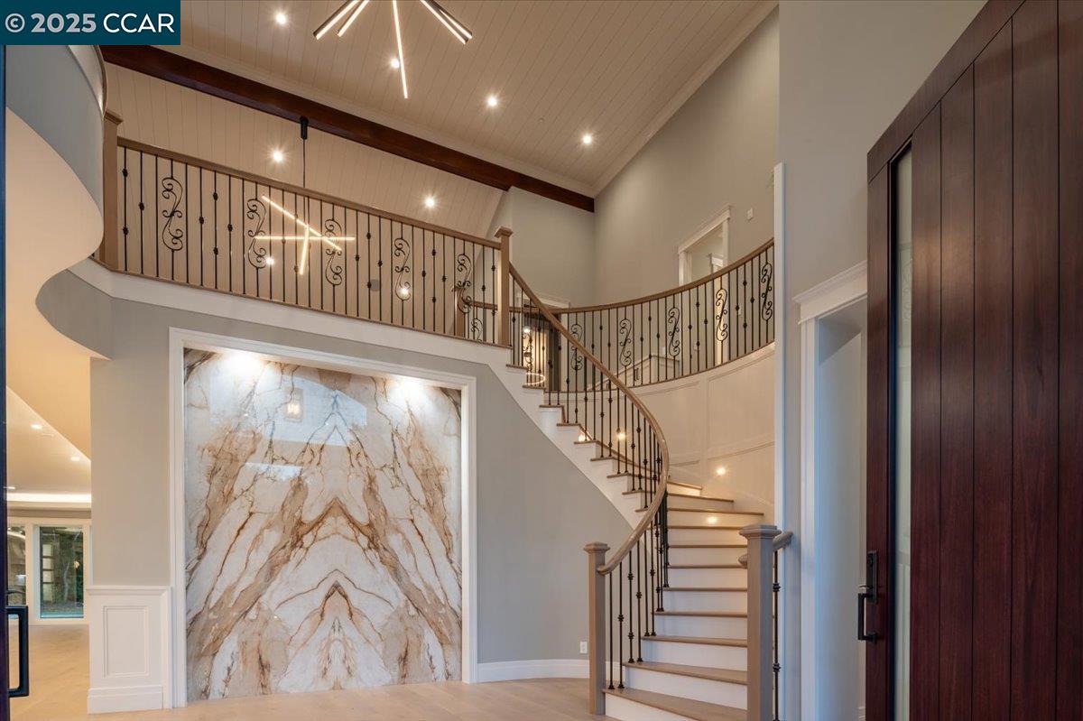 Atherton, California, 94027, United States, 9 Bedrooms Bedrooms, ,10 BathroomsBathrooms,Residential,Active,1900197