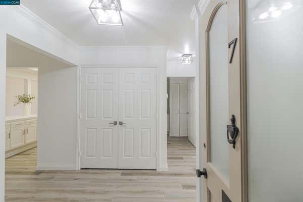 1112 ROCKLEDGE LN APT 7, WALNUT CREEK, CA 94595 - Image 1