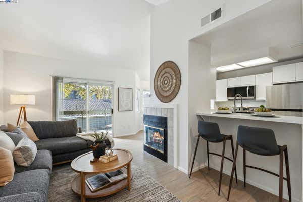 7595 CANYON MEADOW CIR APT B, PLEASANTON, CA 94588 - Image 1