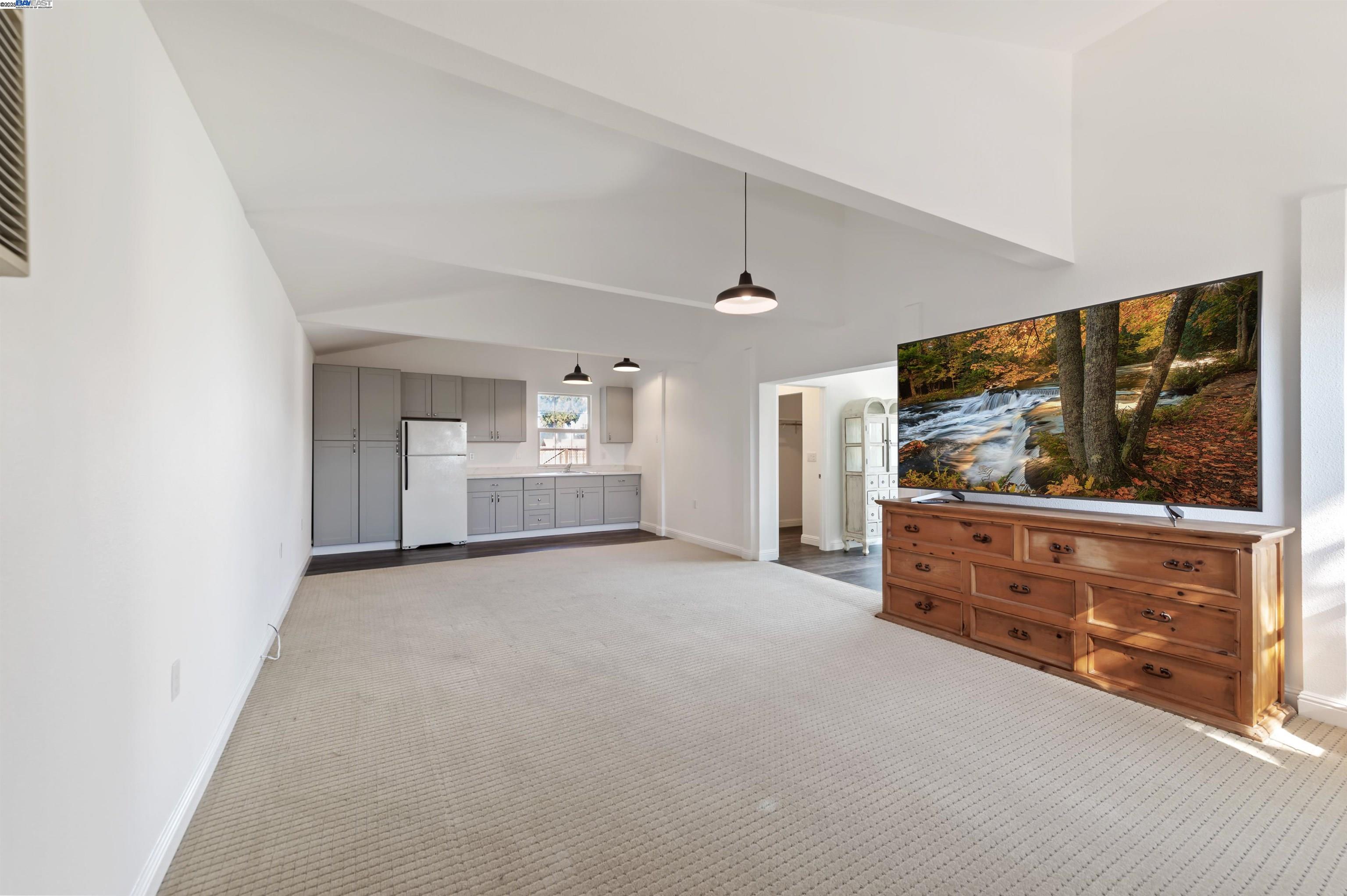 Tracy, California, 95304, United States, 6 Bedrooms Bedrooms, ,3 BathroomsBathrooms,Residential,Active,1909852