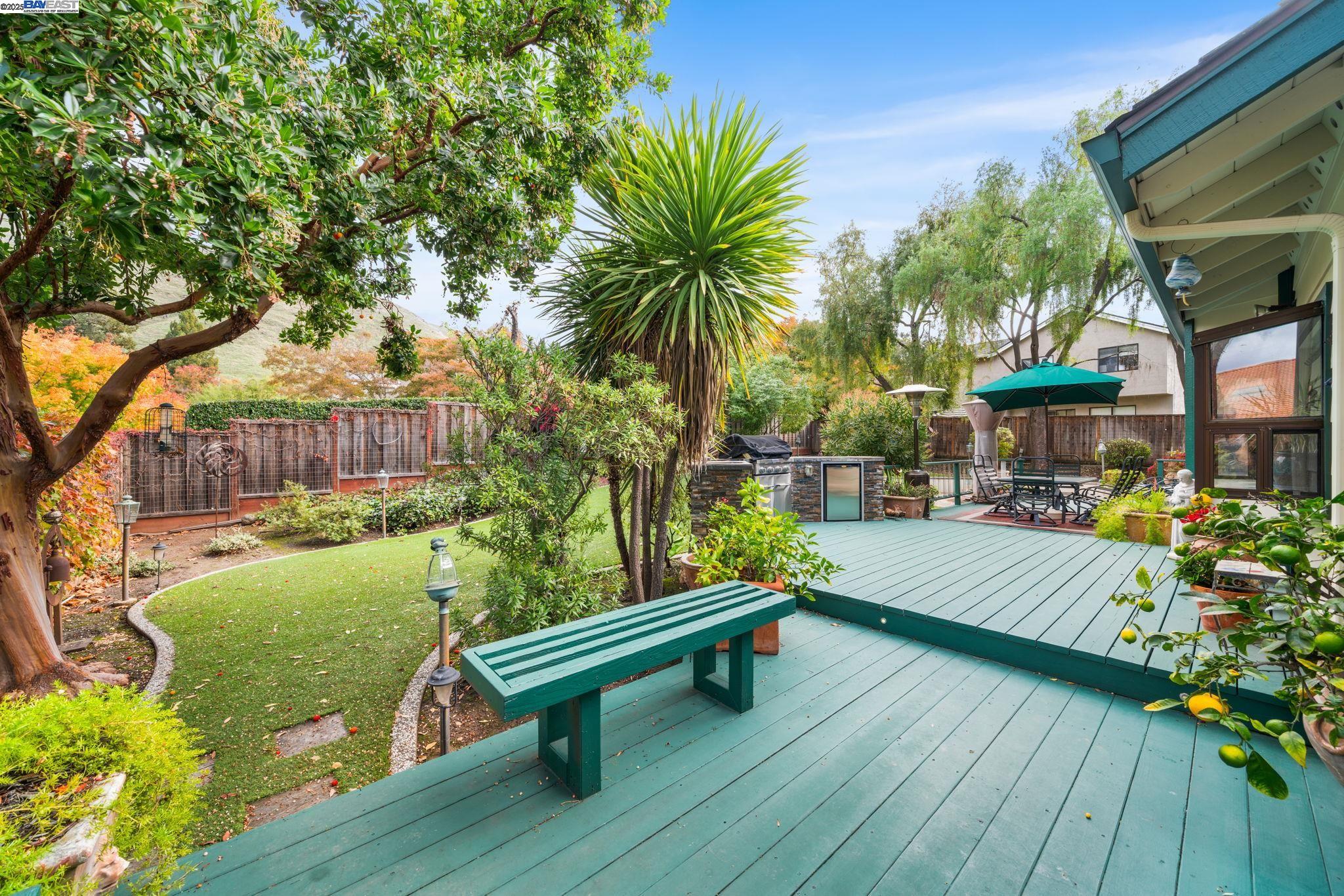 Fremont, California, 94536, United States, 4 Bedrooms Bedrooms, ,3 BathroomsBathrooms,Residential,Active,1997877