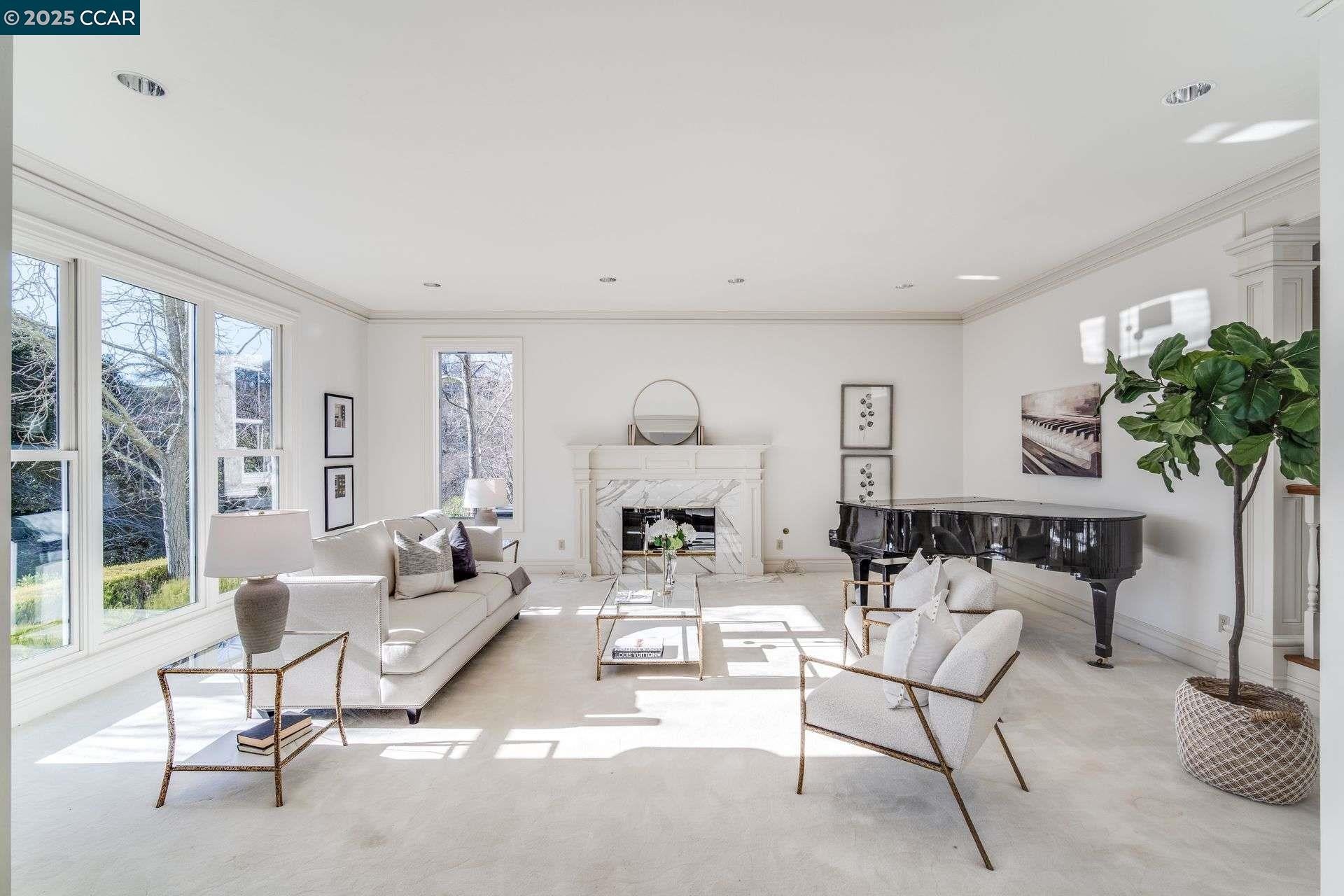 Diablo, California, 94528, United States, 6 Bedrooms Bedrooms, ,7 BathroomsBathrooms,Residential,Active,1953977