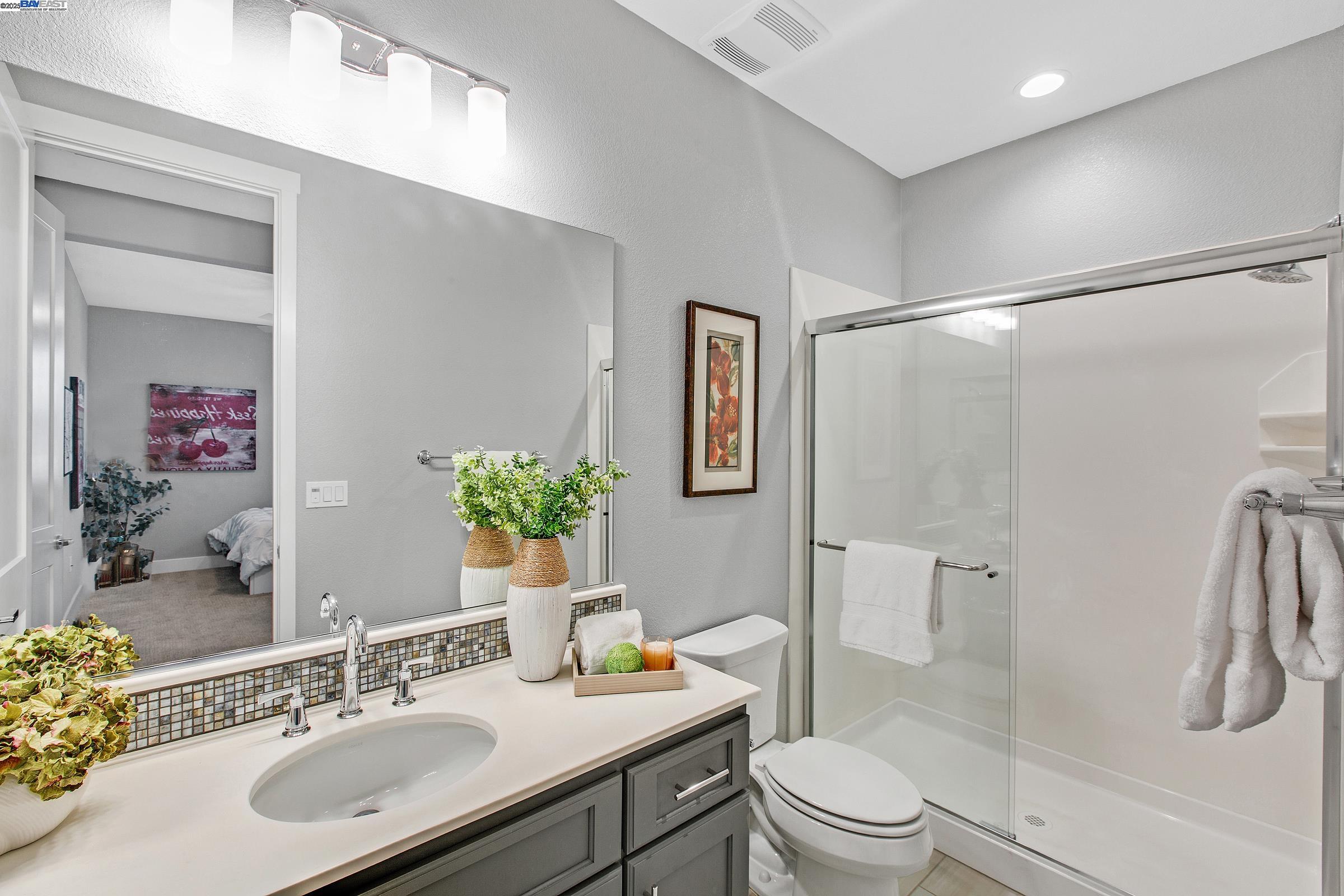 Pleasanton, California, 94566, United States, 4 Bedrooms Bedrooms, ,5 BathroomsBathrooms,Residential,Active,1900187