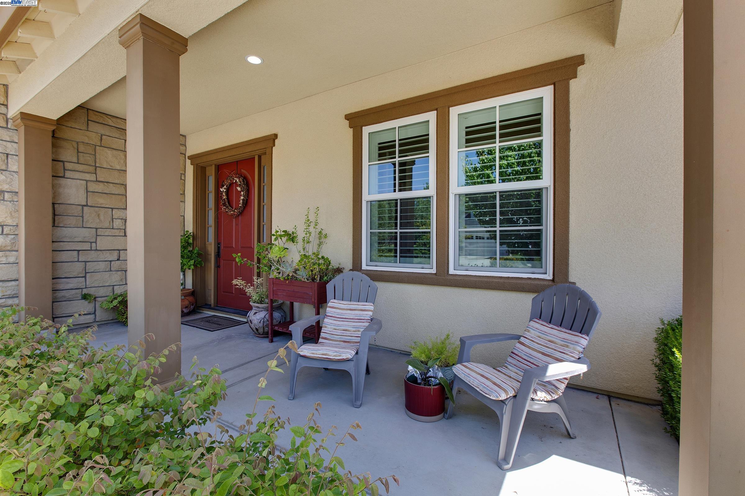 Pleasanton, California, 94566, United States, 4 Bedrooms Bedrooms, ,5 BathroomsBathrooms,Residential,Active,1900187