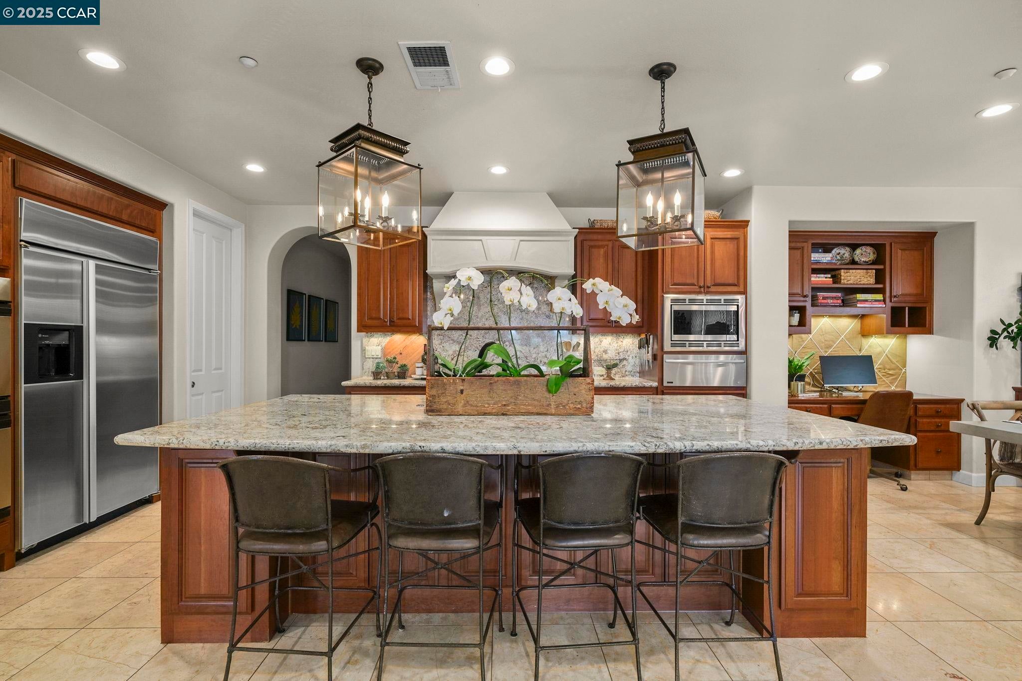 San Ramon, California, 94582, United States, 5 Bedrooms Bedrooms, ,5 BathroomsBathrooms,Residential,Active,1952062