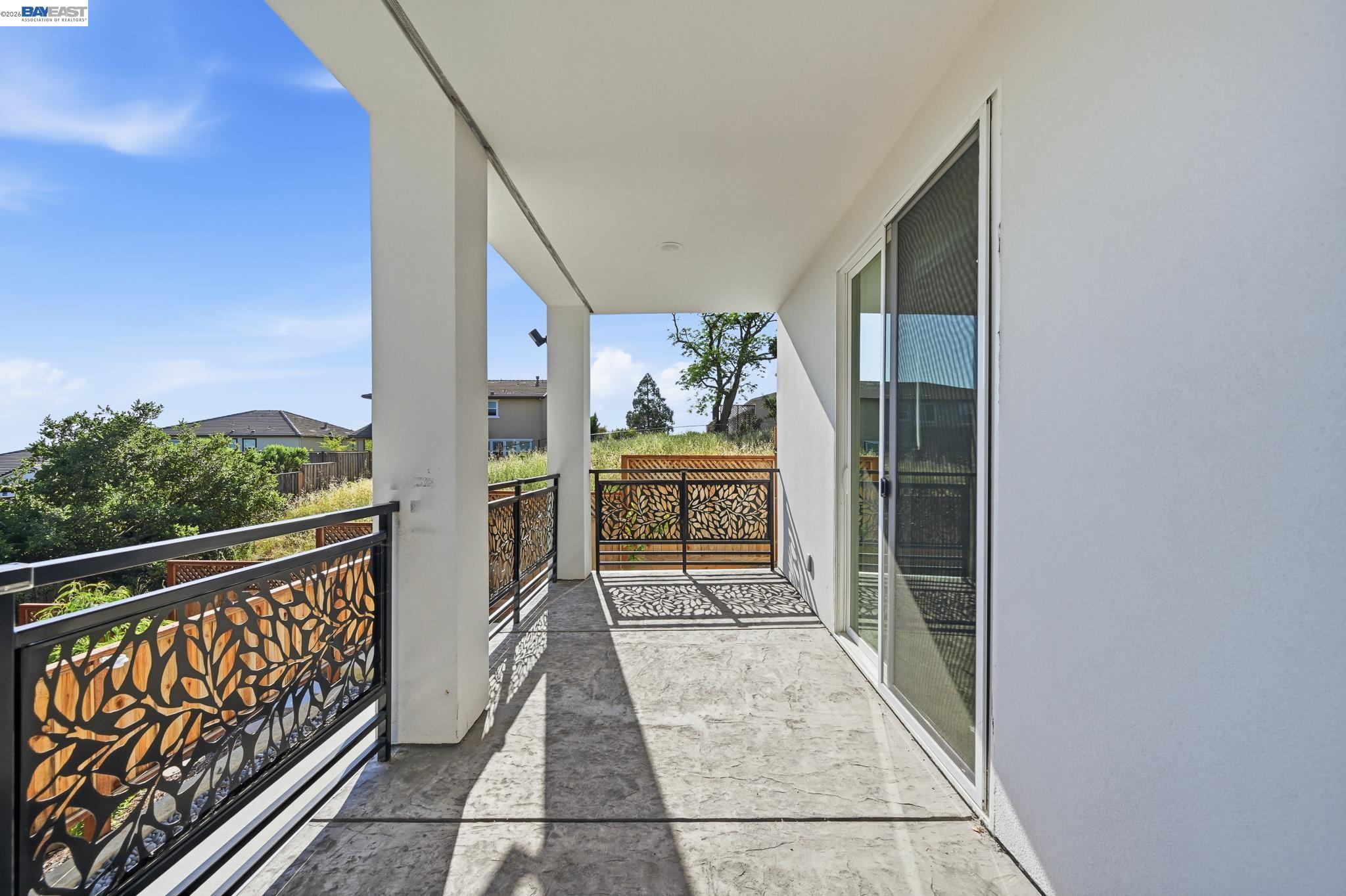 Castro Valley, California, 94546, United States, 5 Bedrooms Bedrooms, ,7 BathroomsBathrooms,Residential,Active,2044535