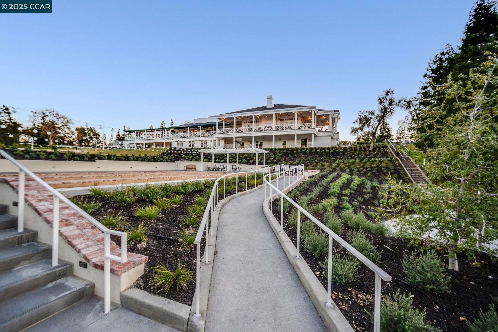 Diablo, California, 94528, United States, 6 Bedrooms Bedrooms, ,7 BathroomsBathrooms,Residential,Active,1953977