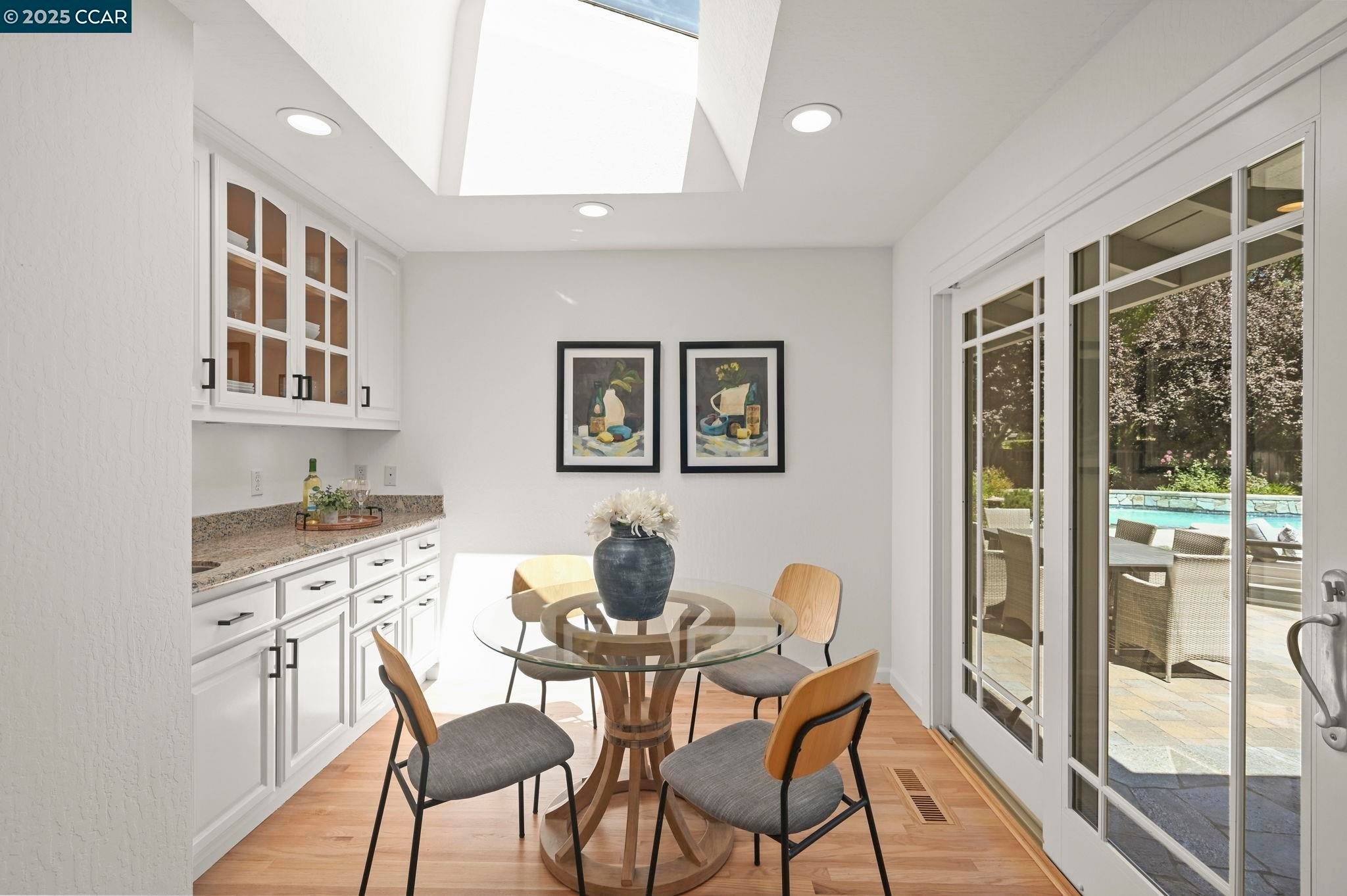 Alamo, California, 94507, United States, 4 Bedrooms Bedrooms, ,4 BathroomsBathrooms,Residential,Active,1913946