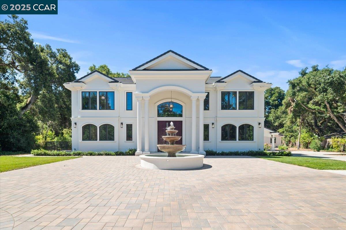 Atherton, California, 94027, United States, 9 Bedrooms Bedrooms, ,10 BathroomsBathrooms,Residential,Active,2006834