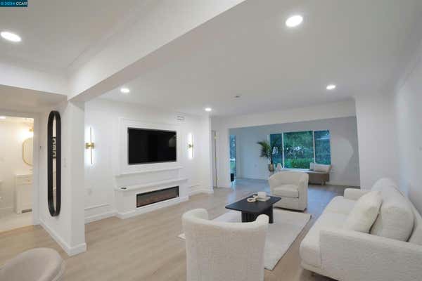 2533 PINE KNOLL DR UNIT 6, WALNUT CREEK, CA 94595 - Image 1