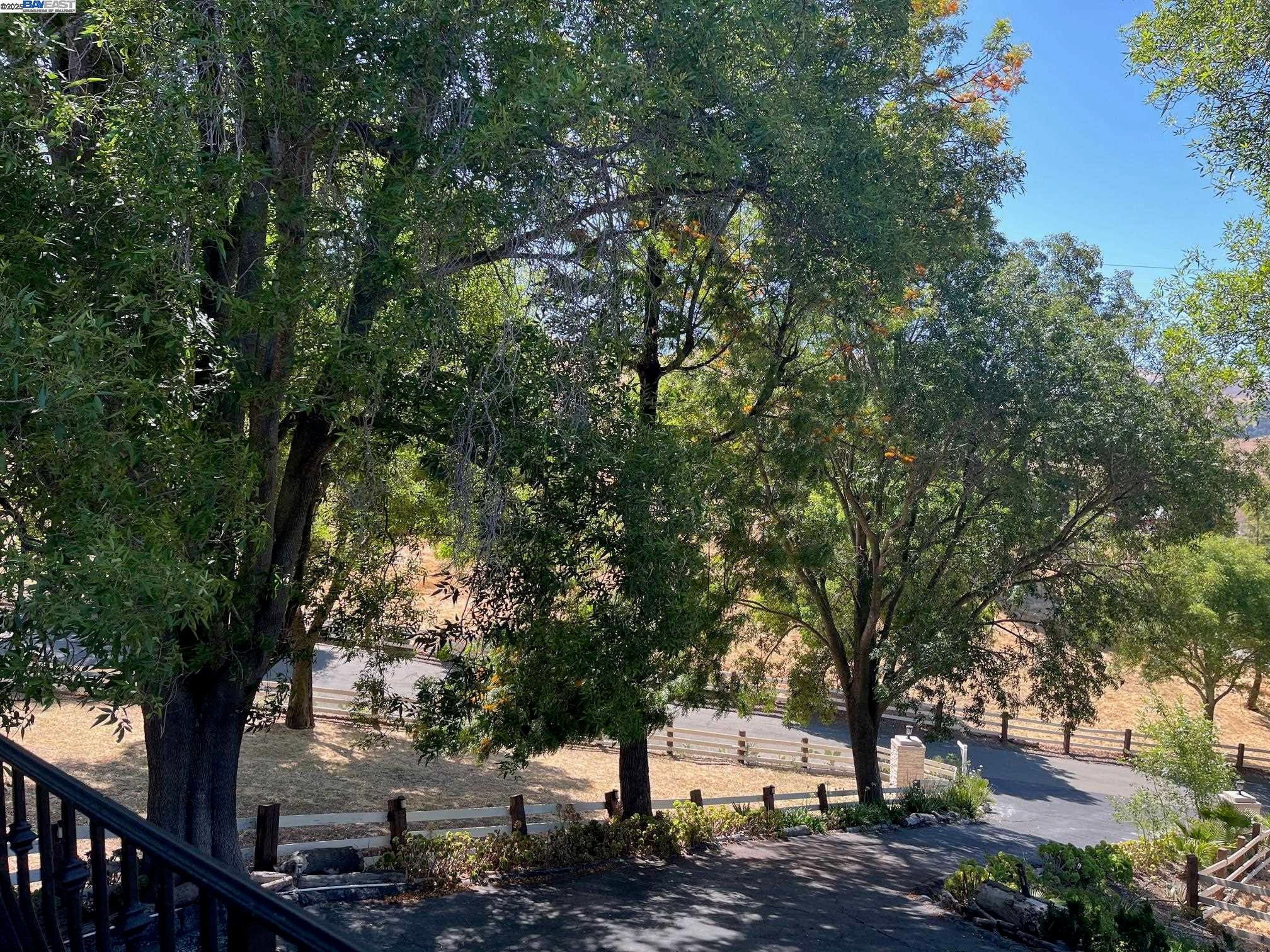 Fremont, California, 94539, United States, 4 Bedrooms Bedrooms, ,3 BathroomsBathrooms,Residential,Active,1820313
