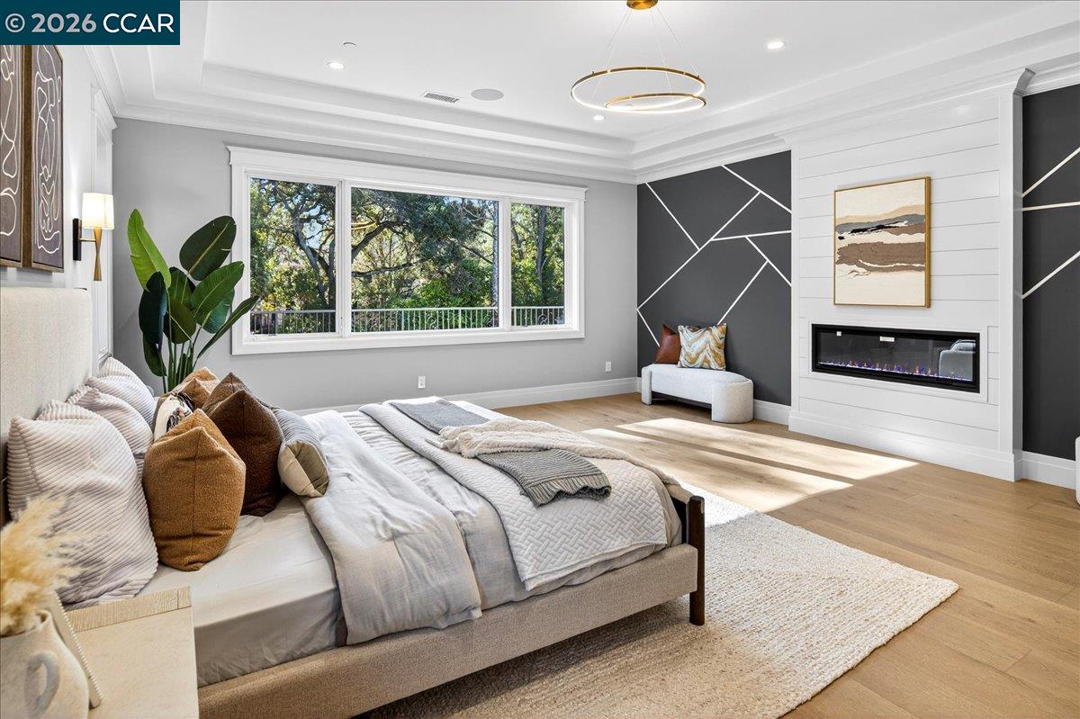 Atherton, California, 94027, United States, 9 Bedrooms Bedrooms, ,10 BathroomsBathrooms,Residential,Active,2010913