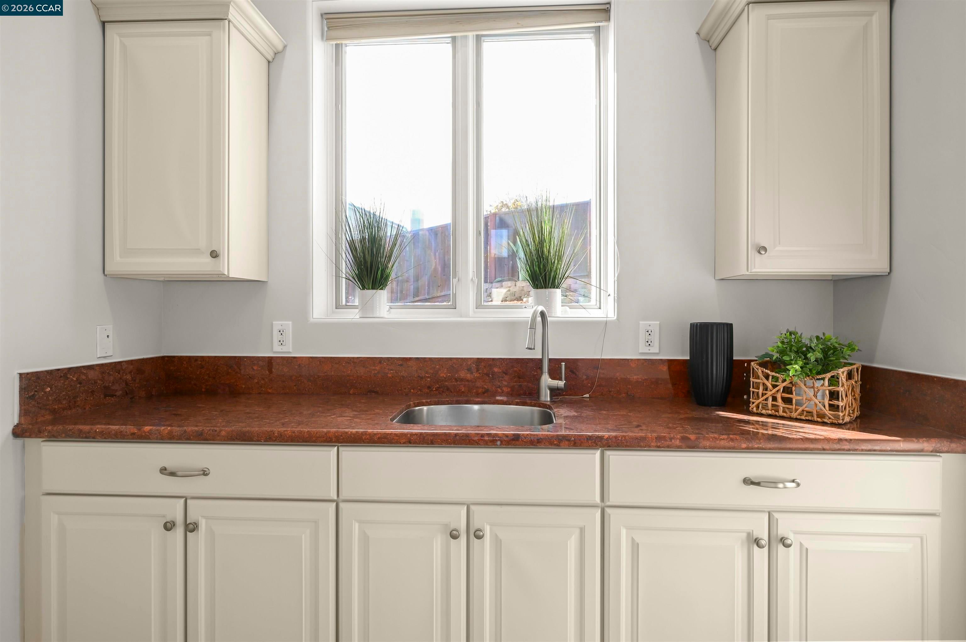 Pleasanton, California, 94588, United States, 5 Bedrooms Bedrooms, ,6 BathroomsBathrooms,Residential,Active,2015462