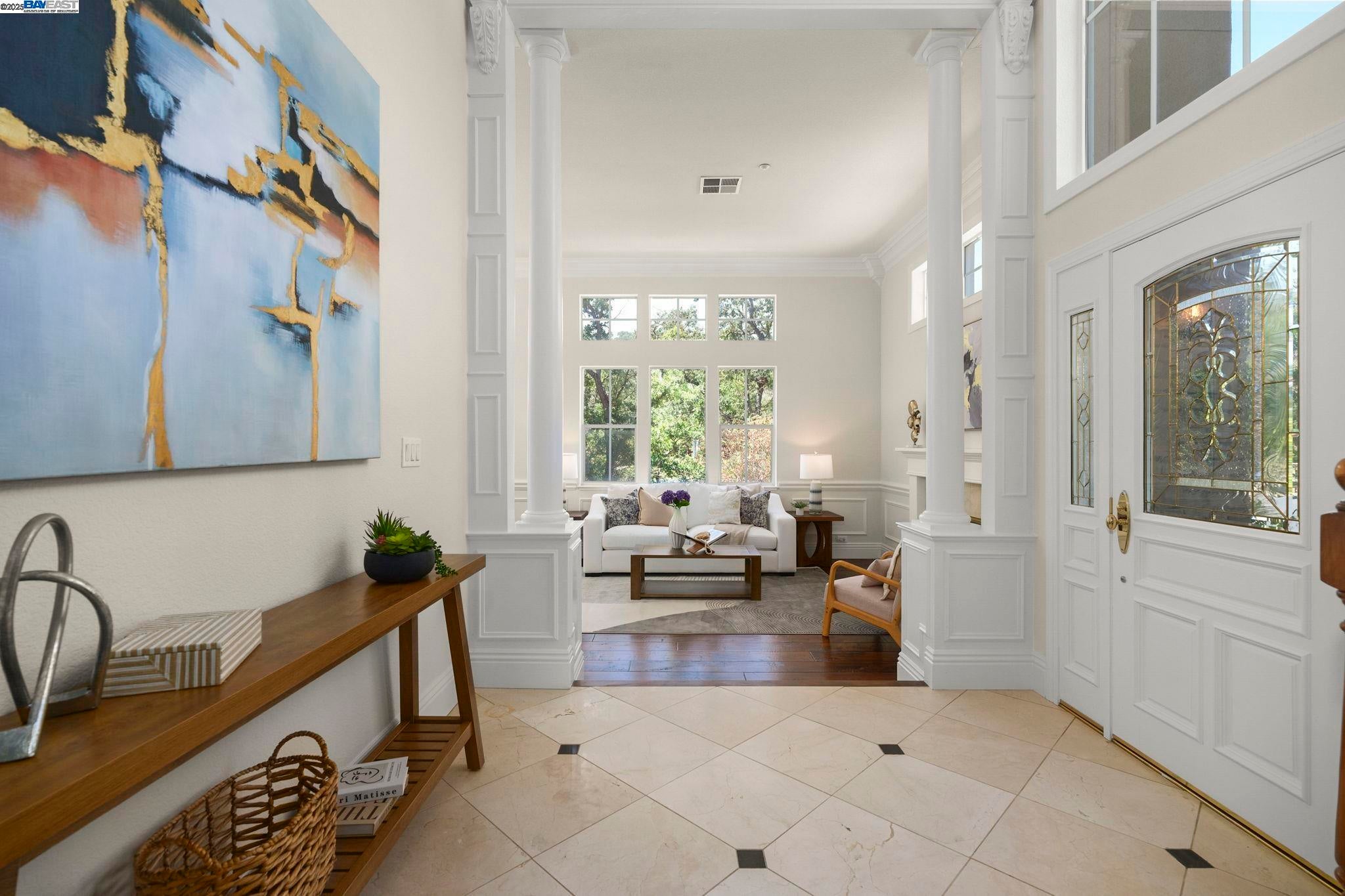 Alamo, California, 94507, United States, 5 Bedrooms Bedrooms, ,3 BathroomsBathrooms,Residential,Active,1904147
