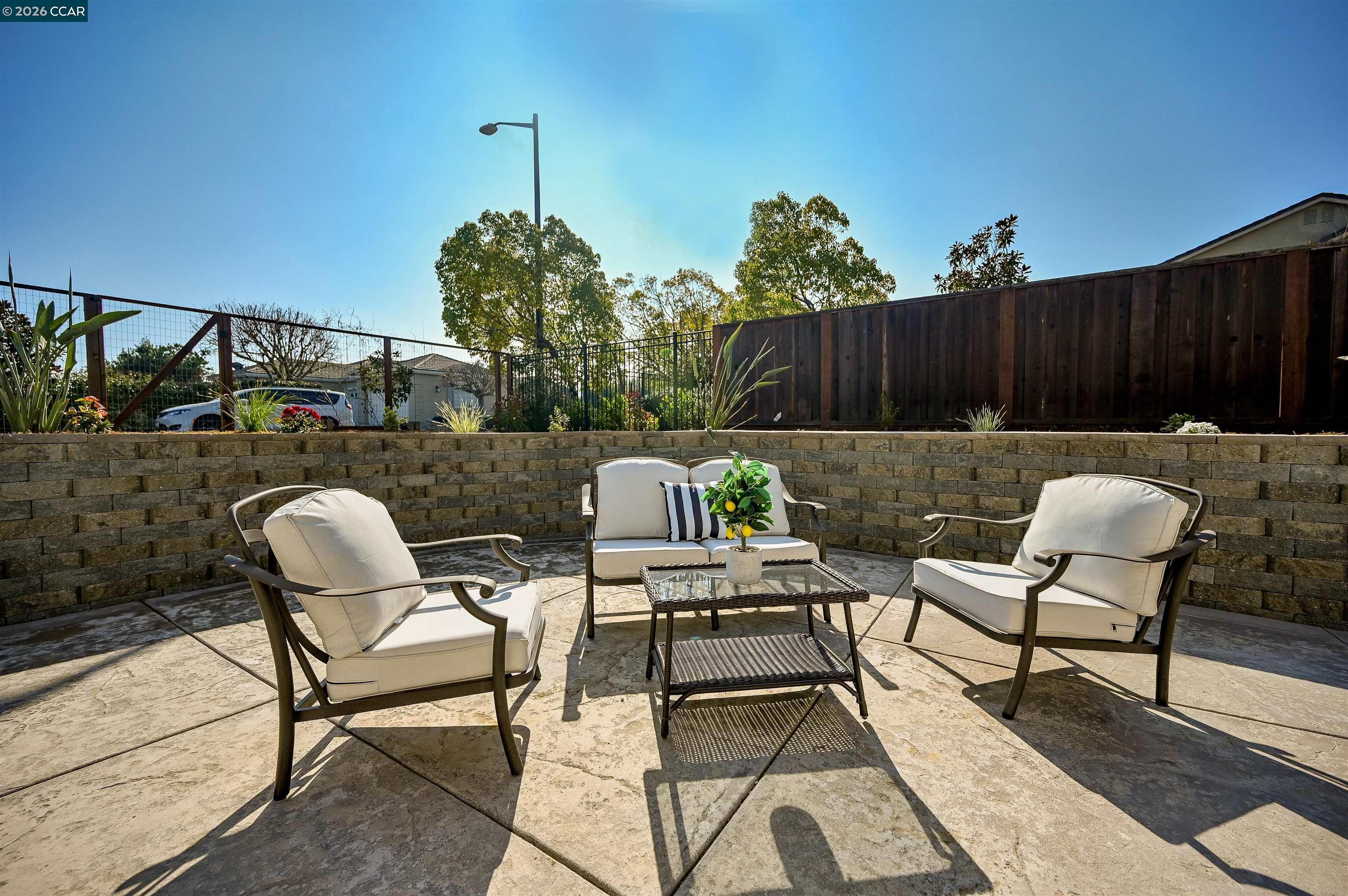 Pleasanton, California, 94588, United States, 5 Bedrooms Bedrooms, ,6 BathroomsBathrooms,Residential,Active,2015462