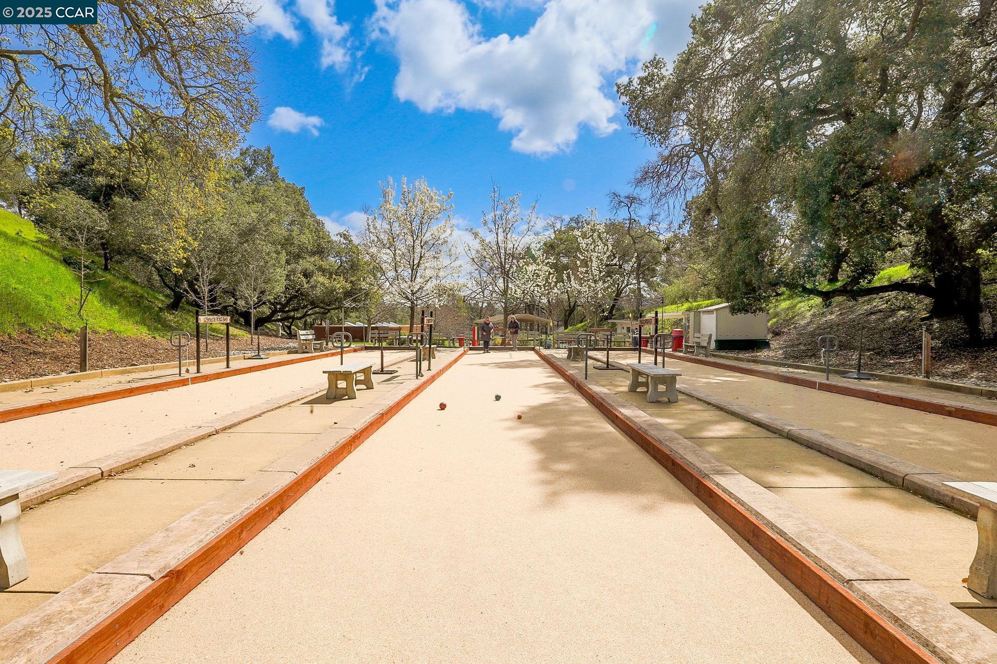 Walnut Creek, California, 94595, United States, 3 Bedrooms Bedrooms, ,3 BathroomsBathrooms,Residential,Active,1946437