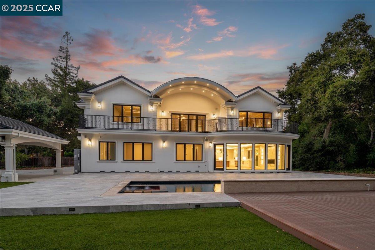 Atherton, California, 94027, United States, 9 Bedrooms Bedrooms, ,10 BathroomsBathrooms,Residential,Active,1900197