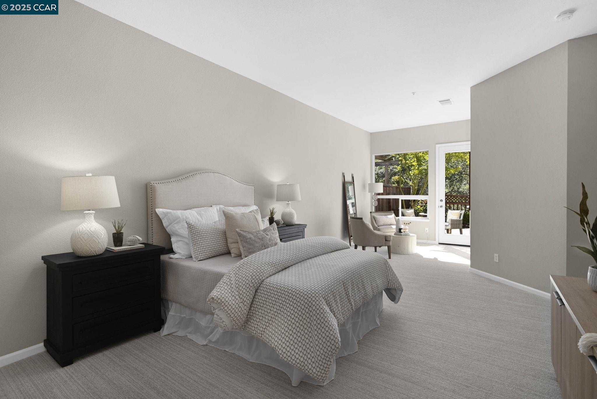 Walnut Creek, California, 94595, United States, 3 Bedrooms Bedrooms, ,3 BathroomsBathrooms,Residential,Active,1946437