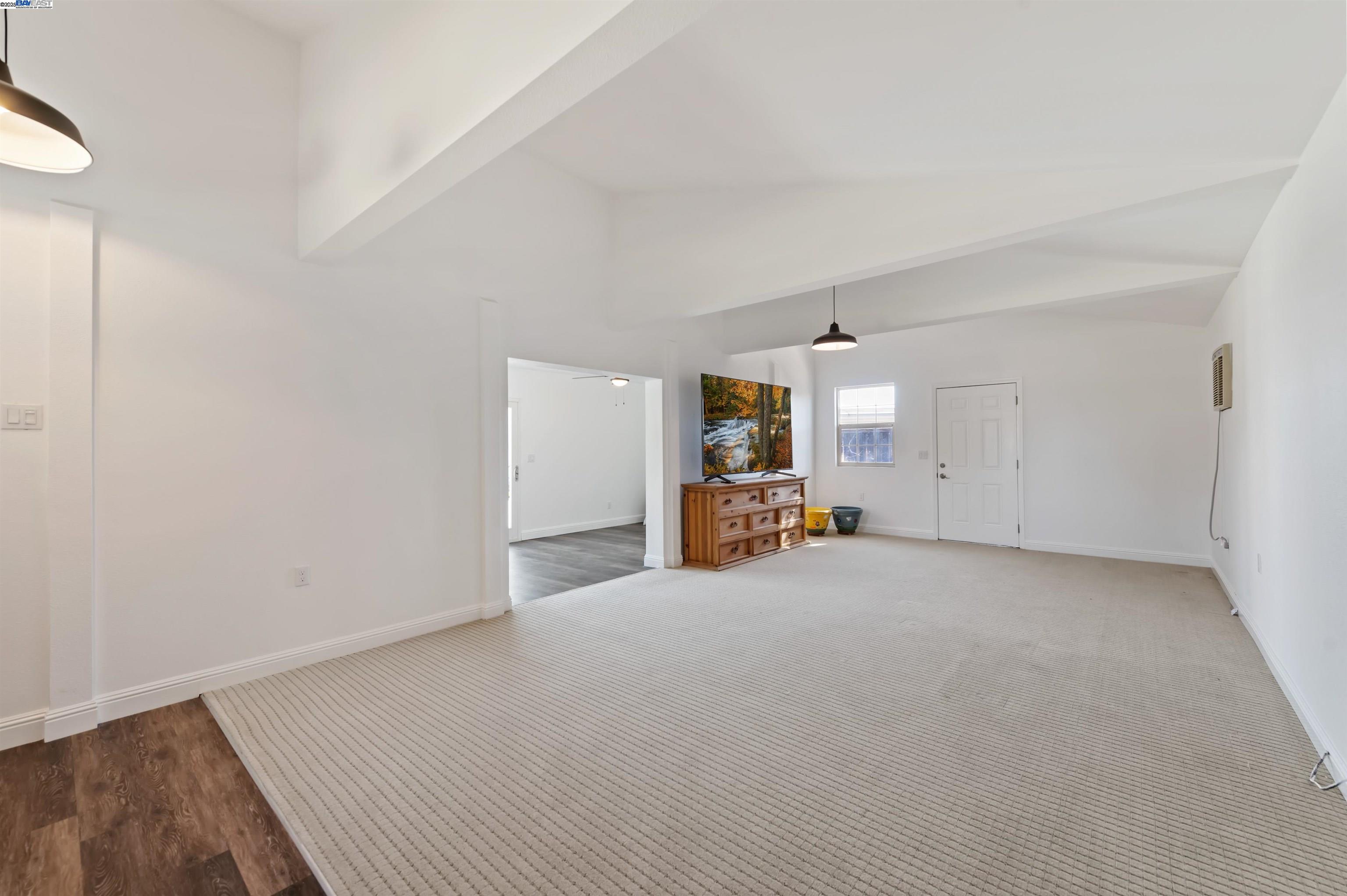 Tracy, California, 95304, United States, 6 Bedrooms Bedrooms, ,3 BathroomsBathrooms,Residential,Active,1909852