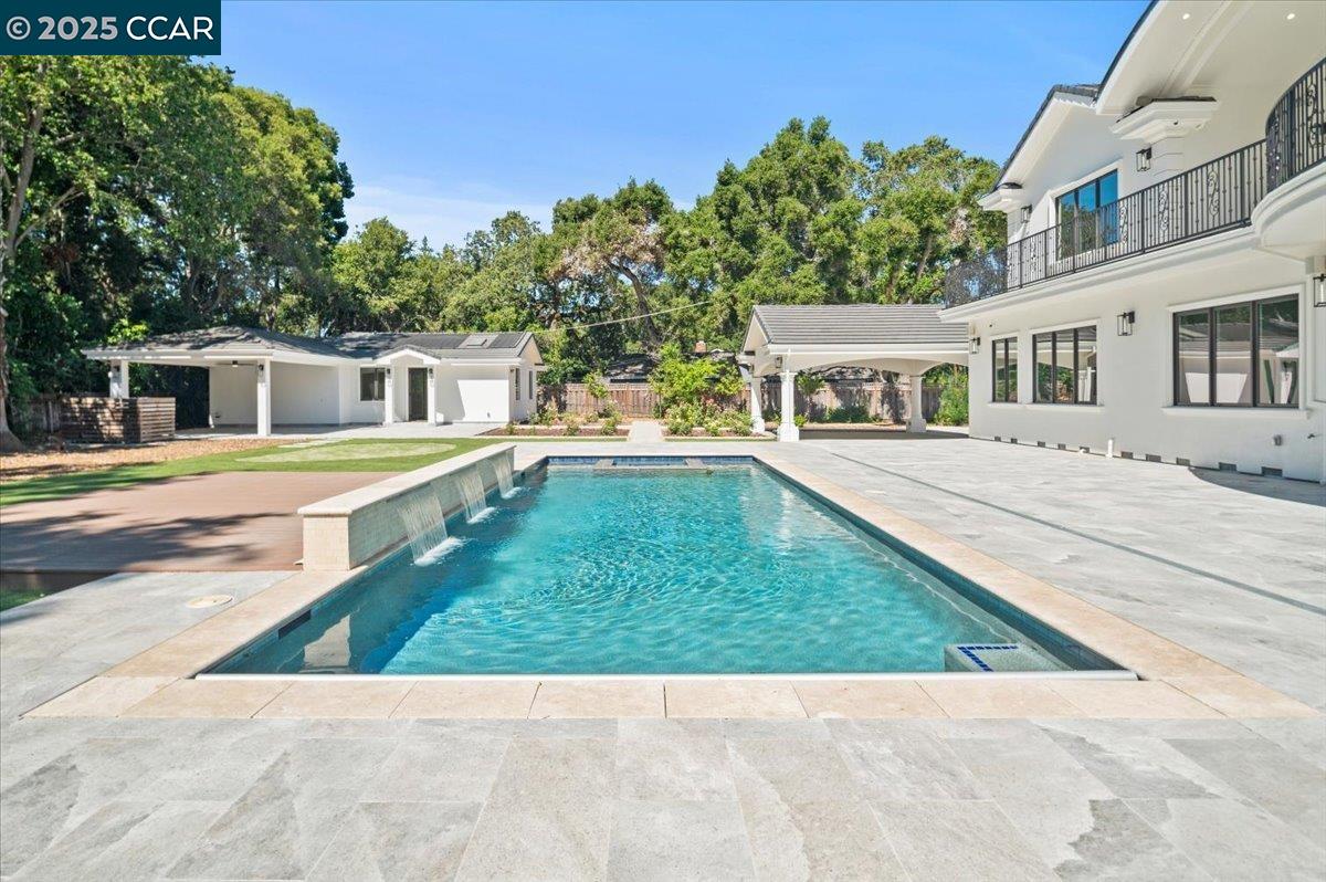 Atherton, California, 94027, United States, 9 Bedrooms Bedrooms, ,10 BathroomsBathrooms,Residential,Active,1900197