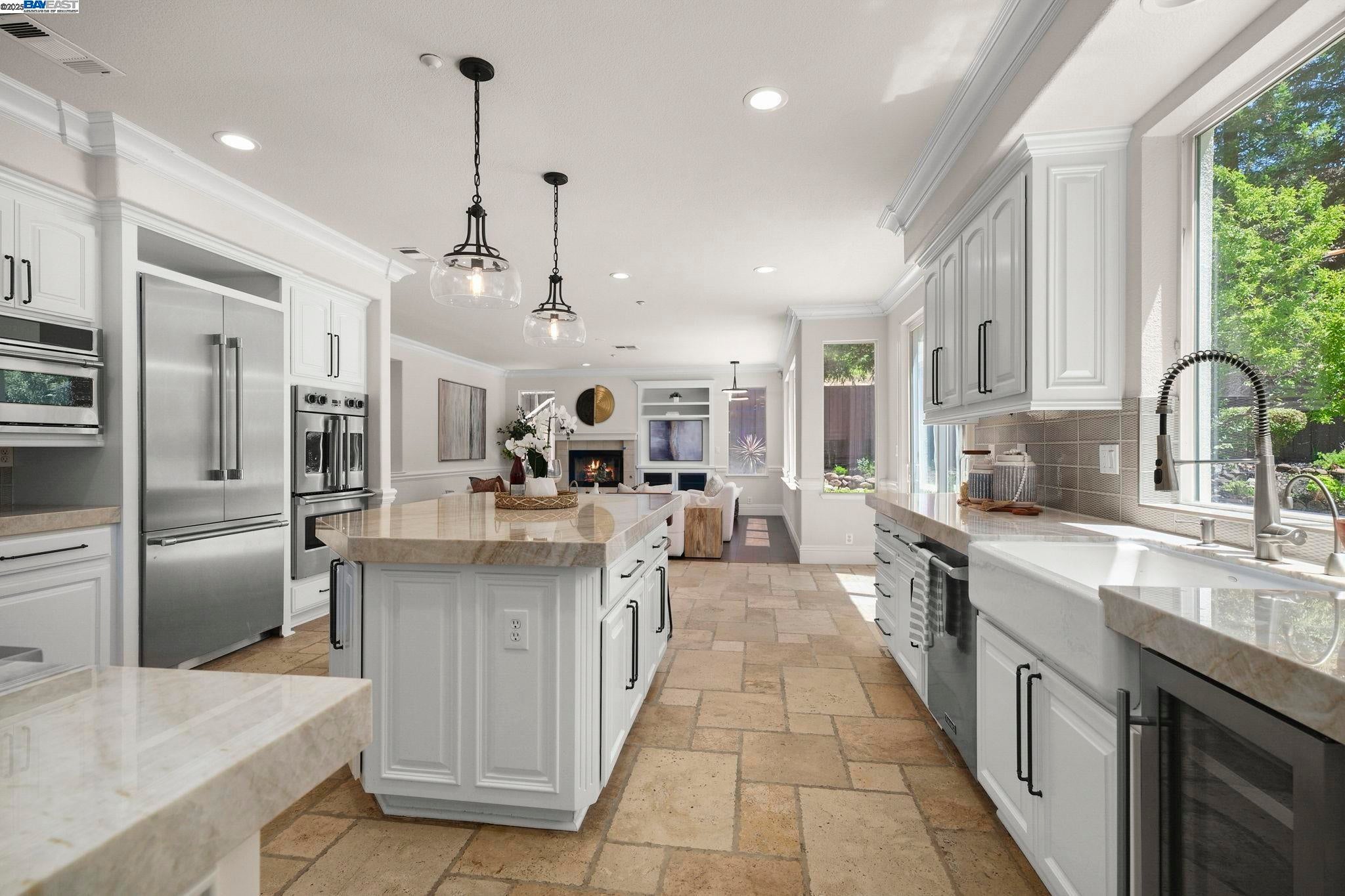 Alamo, California, 94507, United States, 5 Bedrooms Bedrooms, ,3 BathroomsBathrooms,Residential,Active,1904147