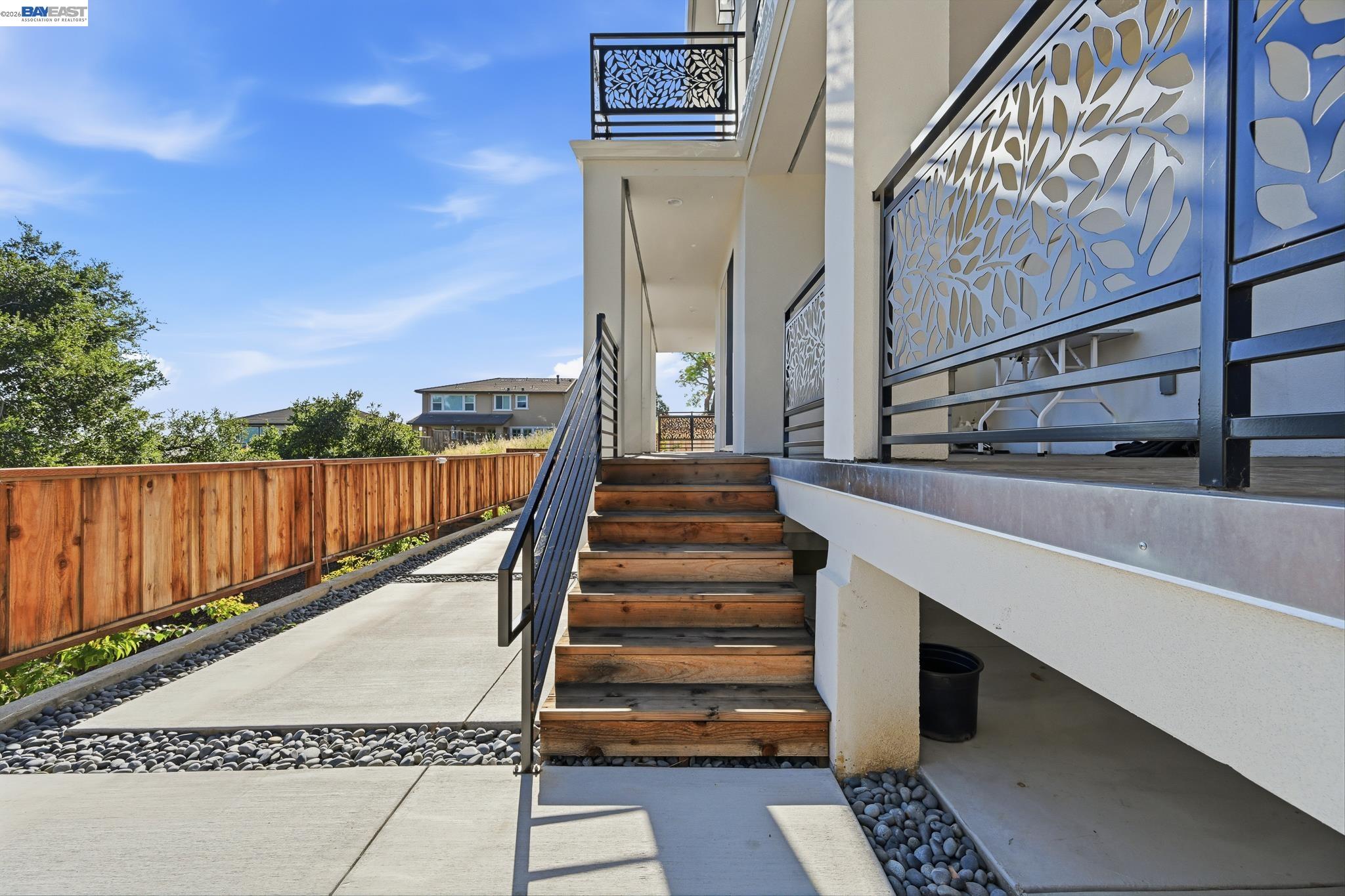 Castro Valley, California, 94546, United States, 5 Bedrooms Bedrooms, ,7 BathroomsBathrooms,Residential,Active,2044535
