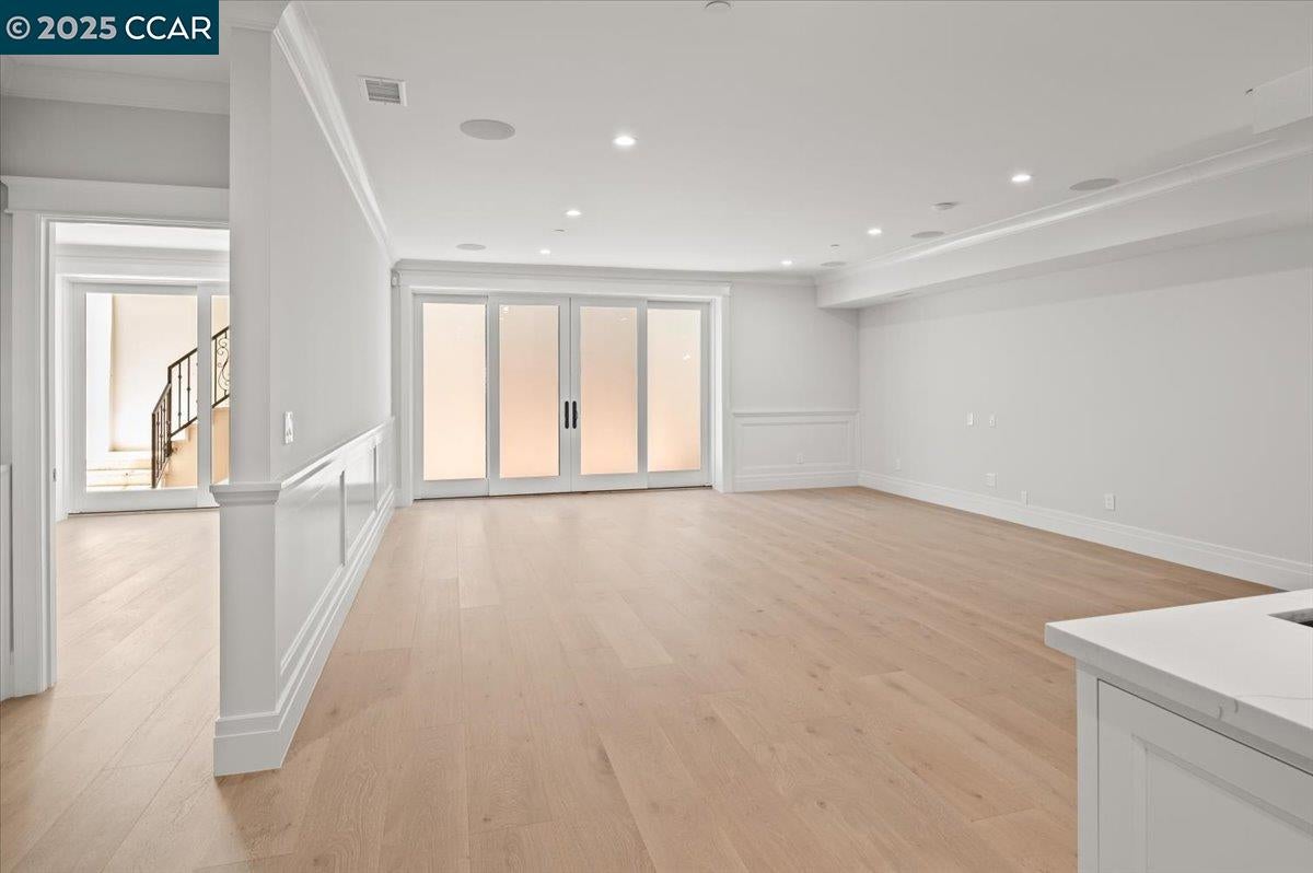 Atherton, California, 94027, United States, 9 Bedrooms Bedrooms, ,10 BathroomsBathrooms,Residential,Active,1900197