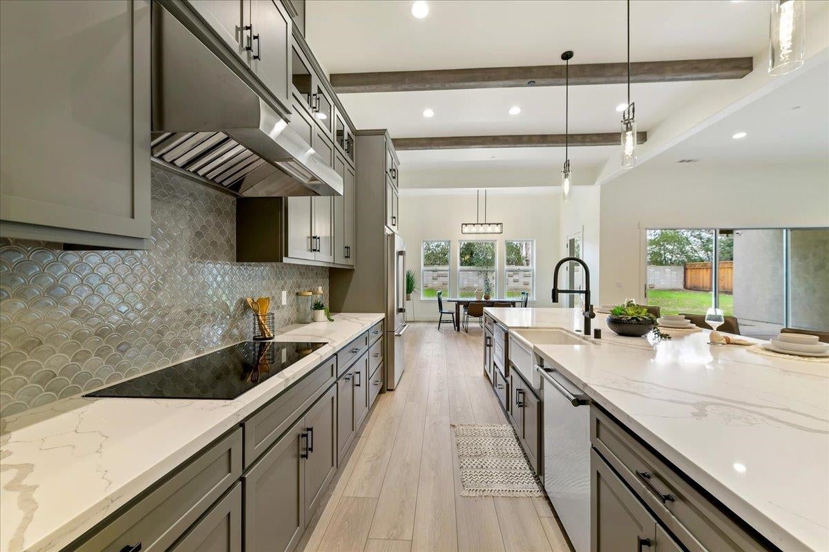 Livermore, California, 94550, United States, 5 Bedrooms Bedrooms, ,6 BathroomsBathrooms,Residential,Active,2013430