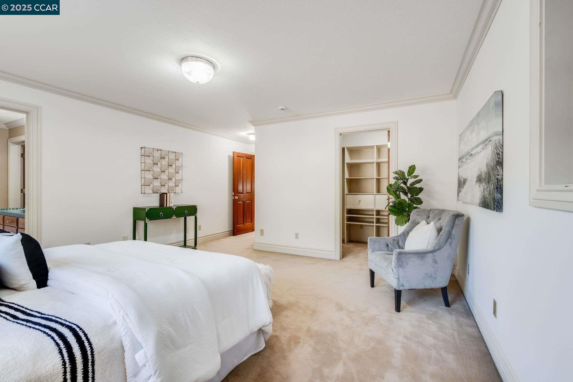 Diablo, California, 94528, United States, 6 Bedrooms Bedrooms, ,7 BathroomsBathrooms,Residential,Active,1953977