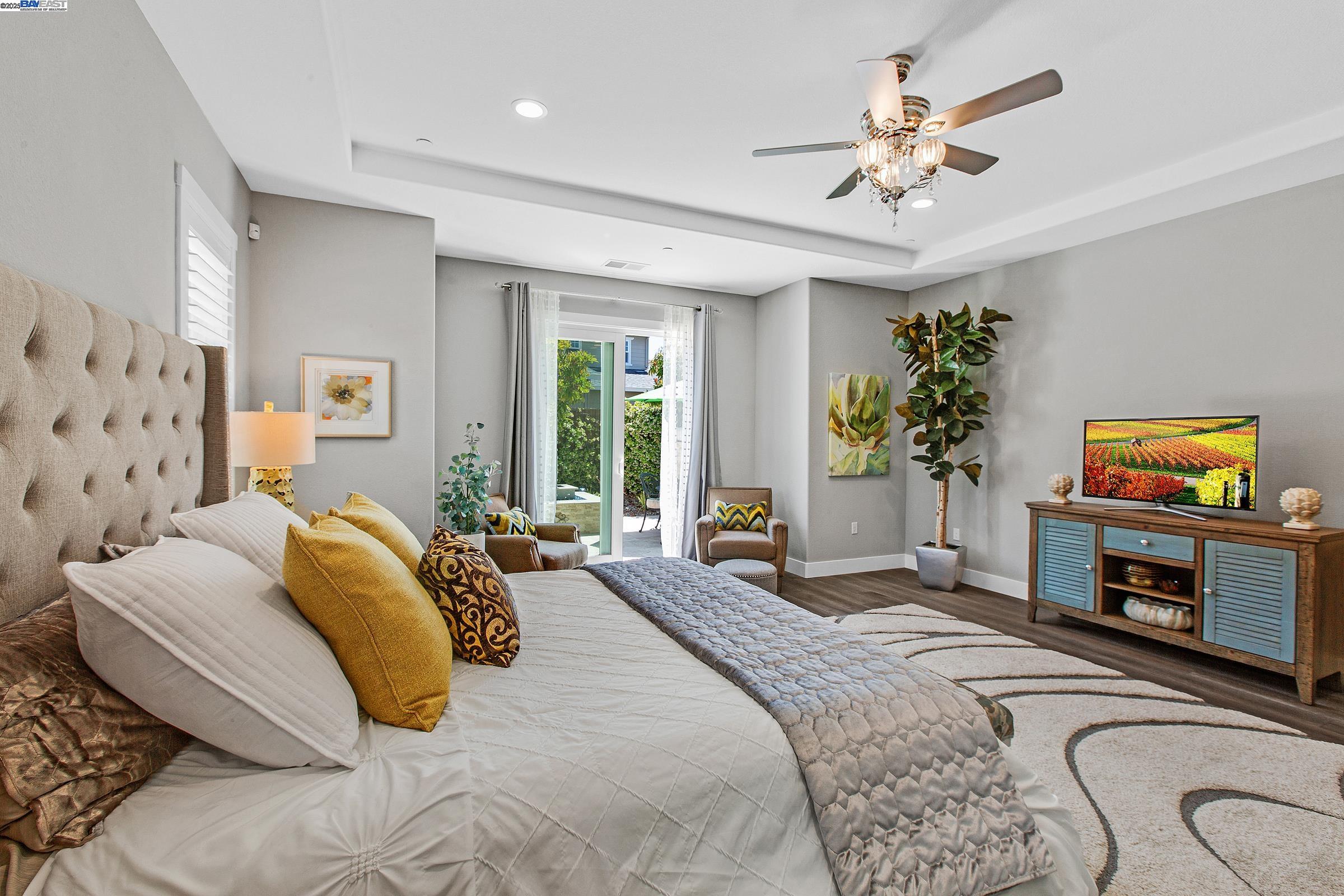 Pleasanton, California, 94566, United States, 4 Bedrooms Bedrooms, ,5 BathroomsBathrooms,Residential,Active,1900187