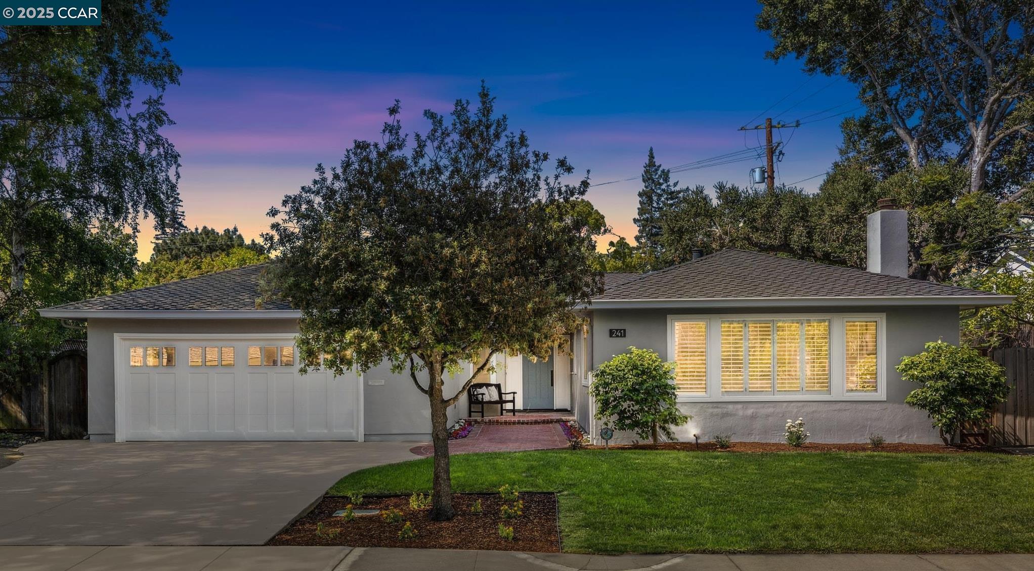 Menlo Park, California, 94025, United States, ,3 BathroomsBathrooms,Residential,Active,1843840