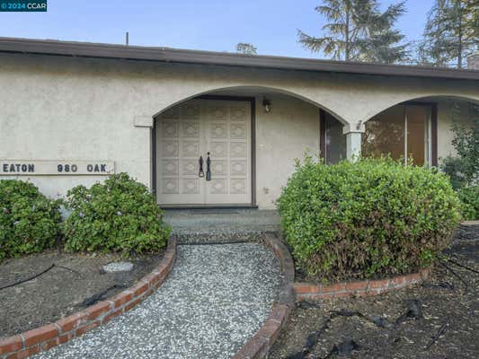 980 OAK ST, CLAYTON, CA 94517, photo 4 of 48