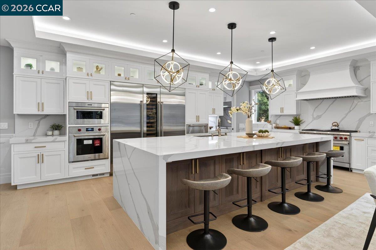 Atherton, California, 94027, United States, 9 Bedrooms Bedrooms, ,10 BathroomsBathrooms,Residential,Active,2010913