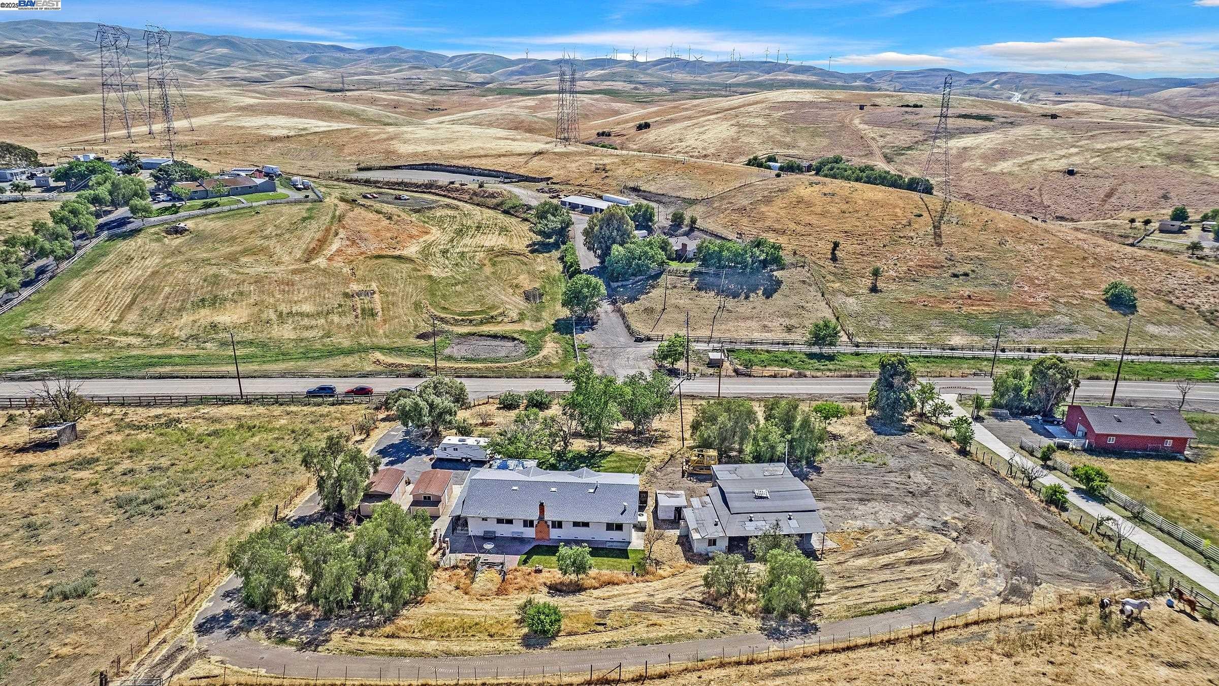 Tracy, California, 95377, United States, 4 Bedrooms Bedrooms, ,2 BathroomsBathrooms,Residential,Active,1971012