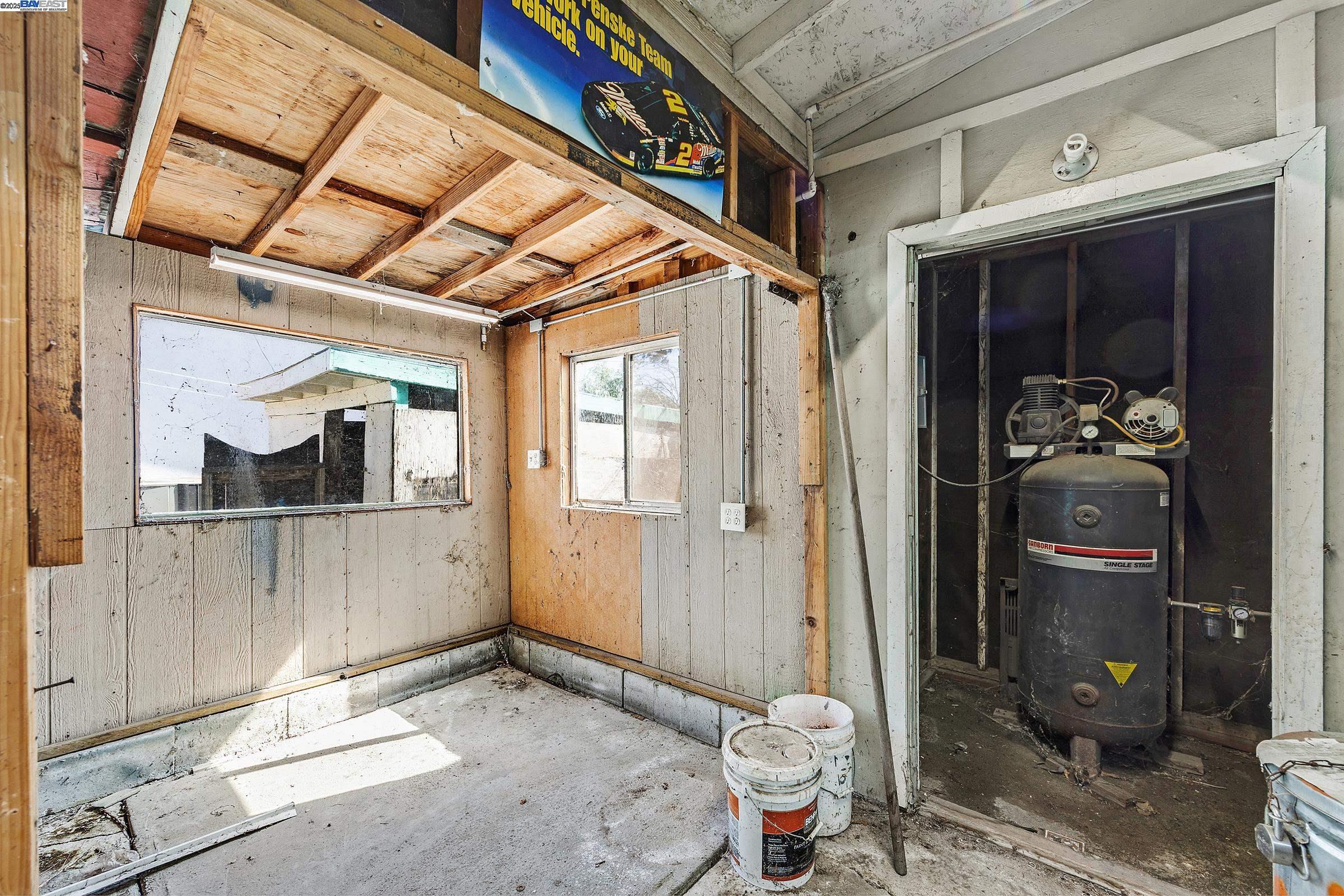 Tracy, California, 95377, United States, 4 Bedrooms Bedrooms, ,2 BathroomsBathrooms,Residential,Active,1971012