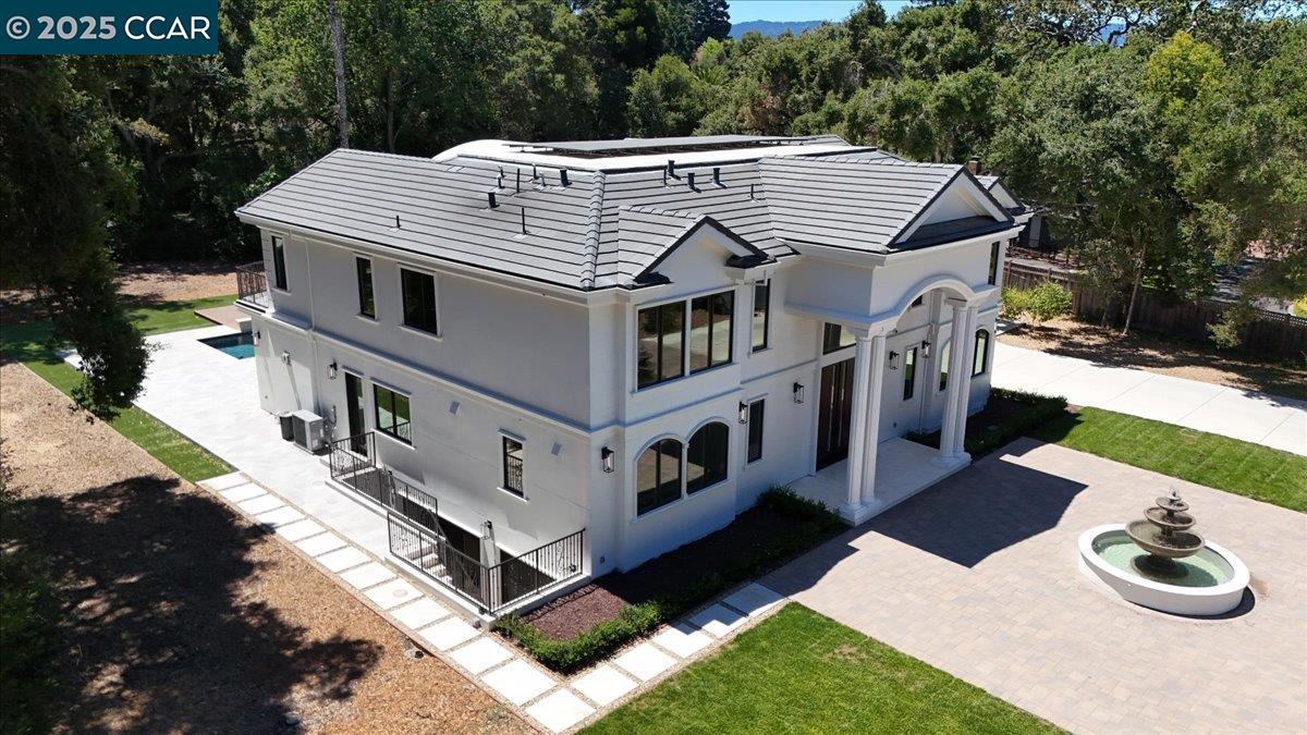 Atherton, California, 94027, United States, 9 Bedrooms Bedrooms, ,10 BathroomsBathrooms,Residential,Active,1900197