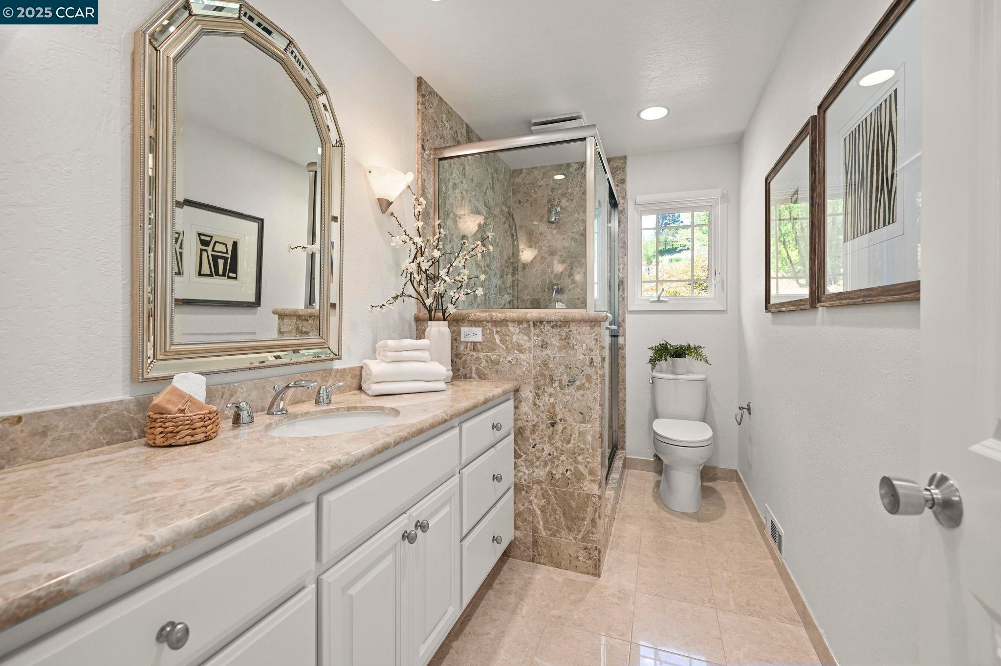 Alamo, California, 94507, United States, 4 Bedrooms Bedrooms, ,4 BathroomsBathrooms,Residential,Active,1913946