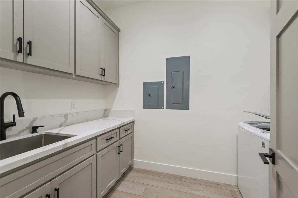 Livermore, California, 94550, United States, 5 Bedrooms Bedrooms, ,6 BathroomsBathrooms,Residential,Active,2013430