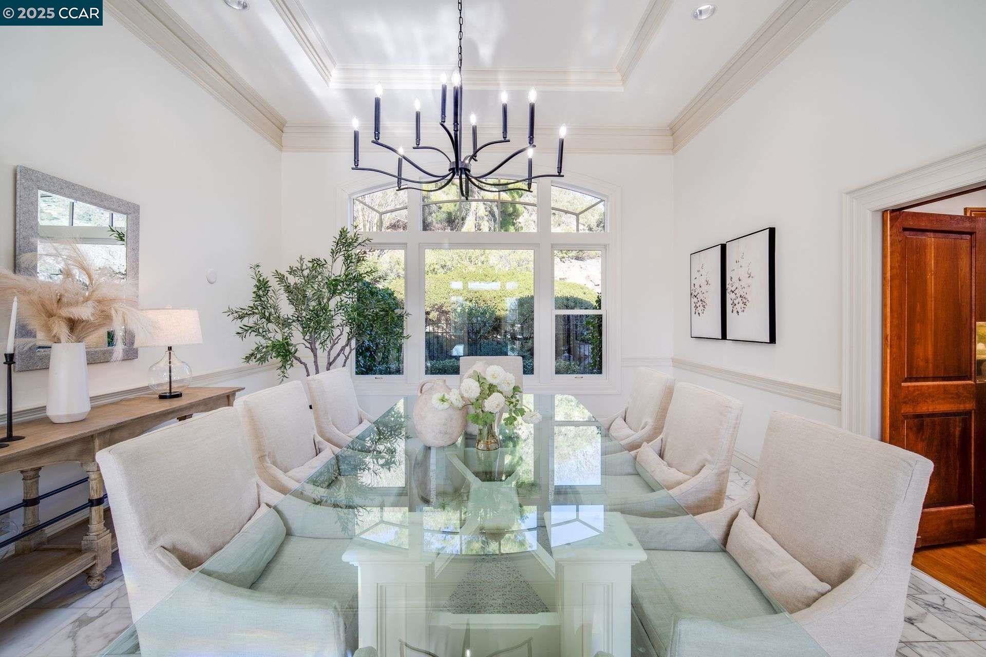 Diablo, California, 94528, United States, 6 Bedrooms Bedrooms, ,7 BathroomsBathrooms,Residential,Active,1953977