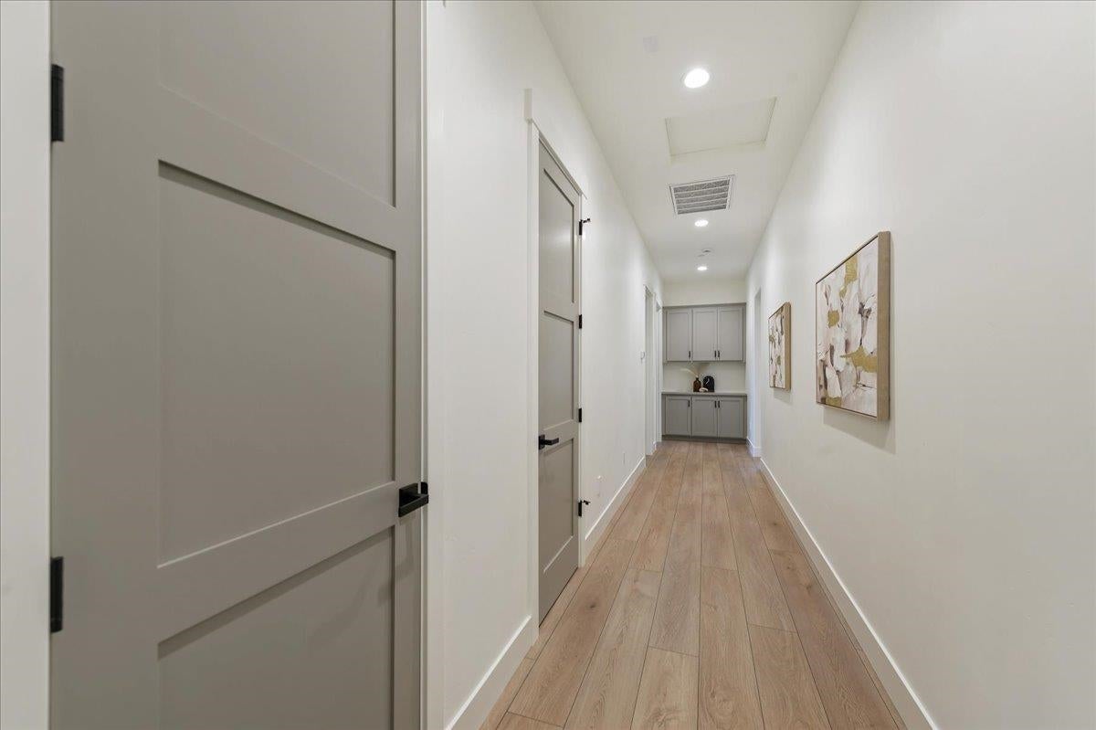 Livermore, California, 94550, United States, 5 Bedrooms Bedrooms, ,6 BathroomsBathrooms,Residential,Active,2013430